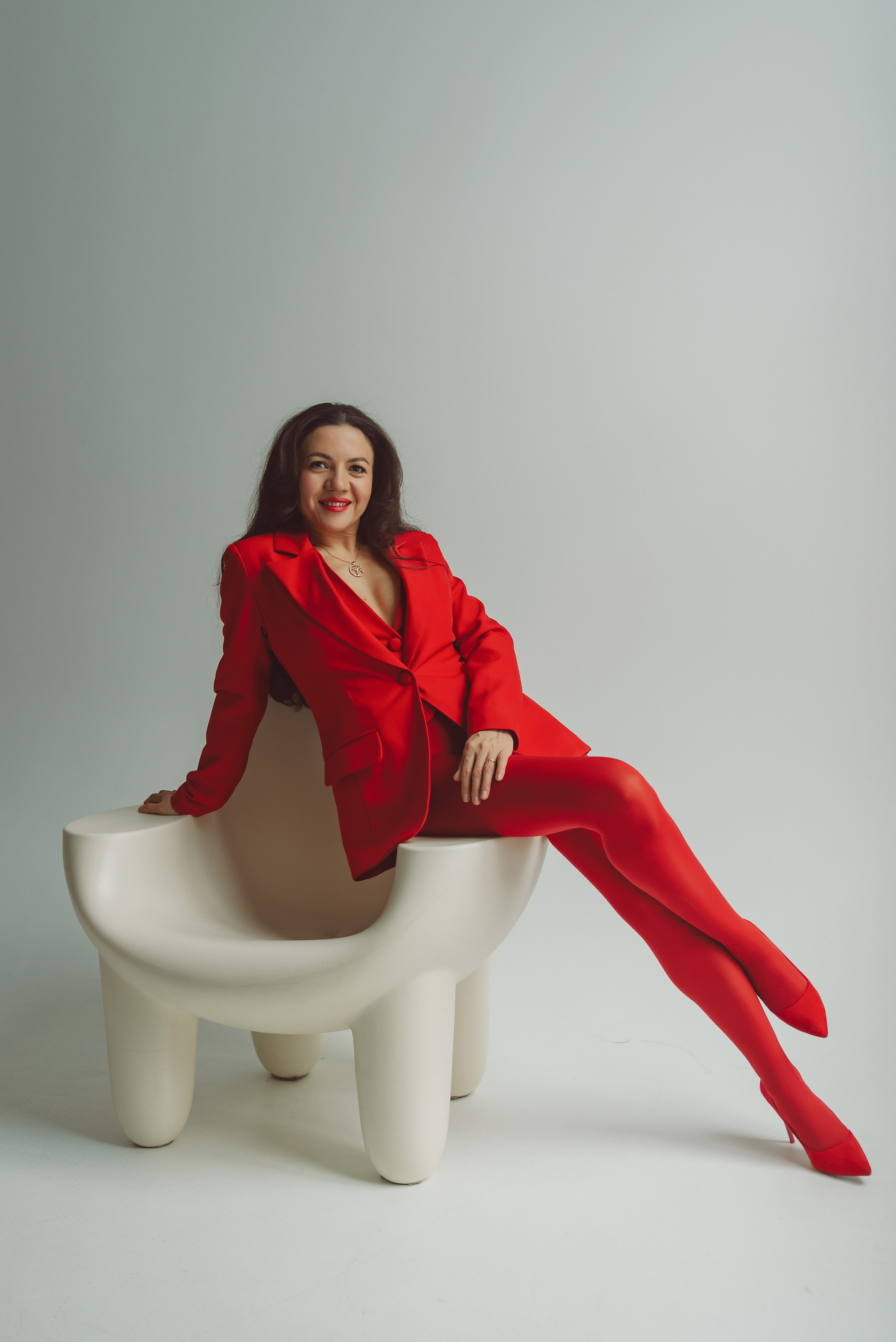 Женские портреты. Айсылу Счастливая — Фотограф | Ретушёр | Нейрокреатор