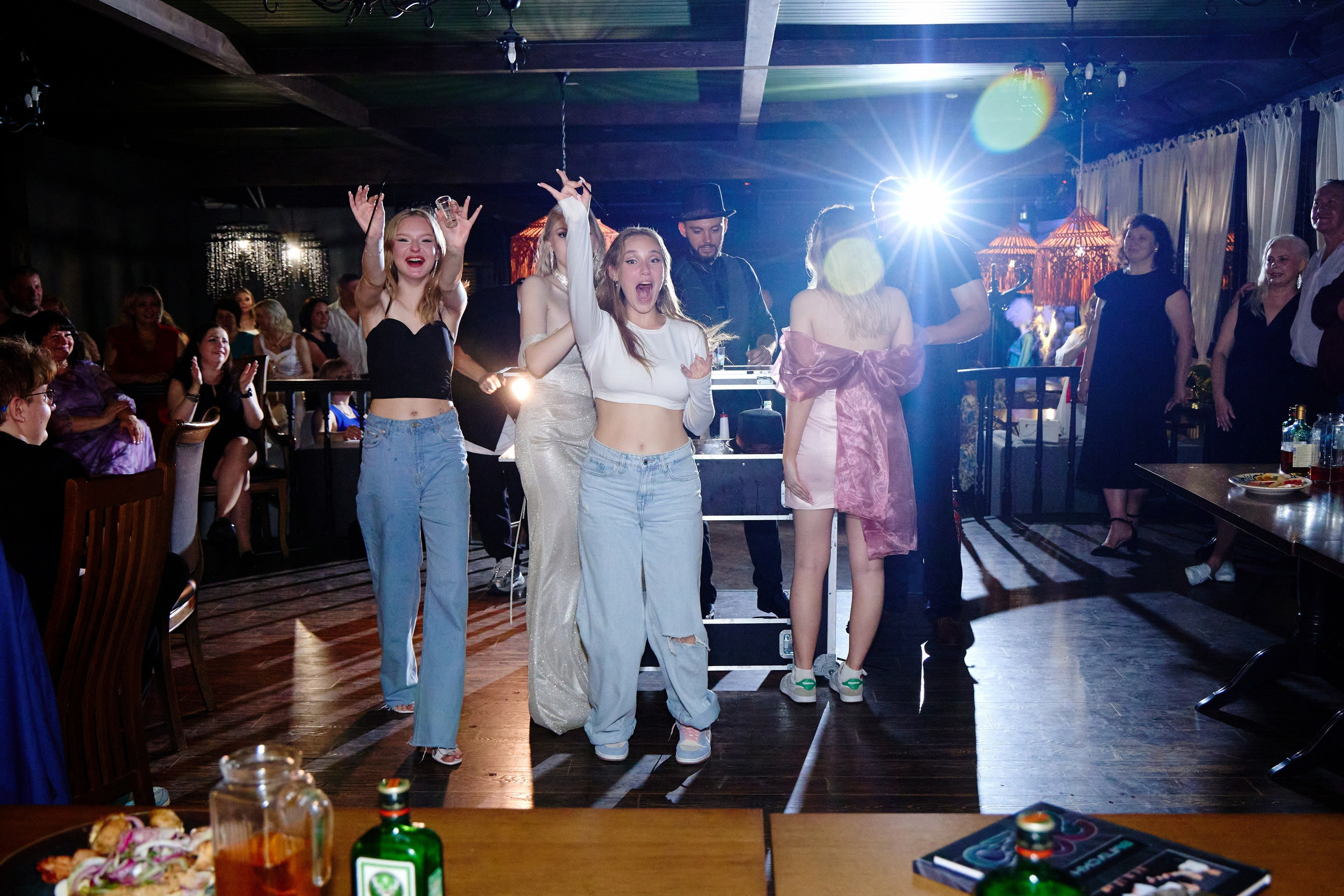 Выпускной 35 Сош. Фотограф Выпускные альбомы Таганрог Сергей Коробченко