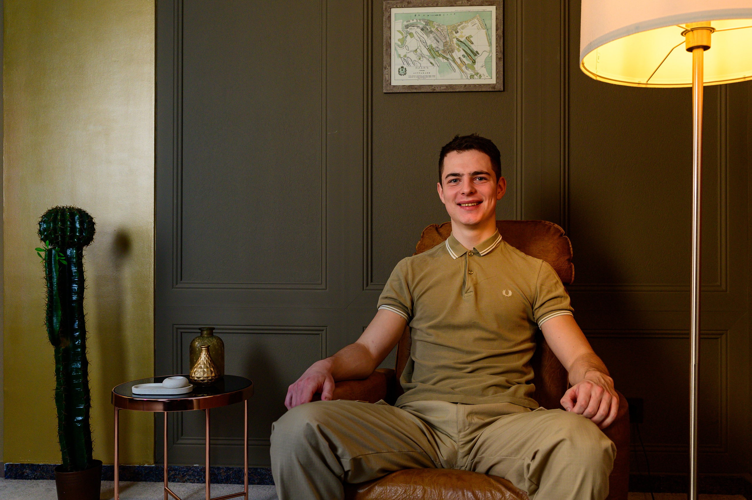 Летняя мужская фотосессия. Фотоуслуги, услуги фотографа, фотографирование важных событий