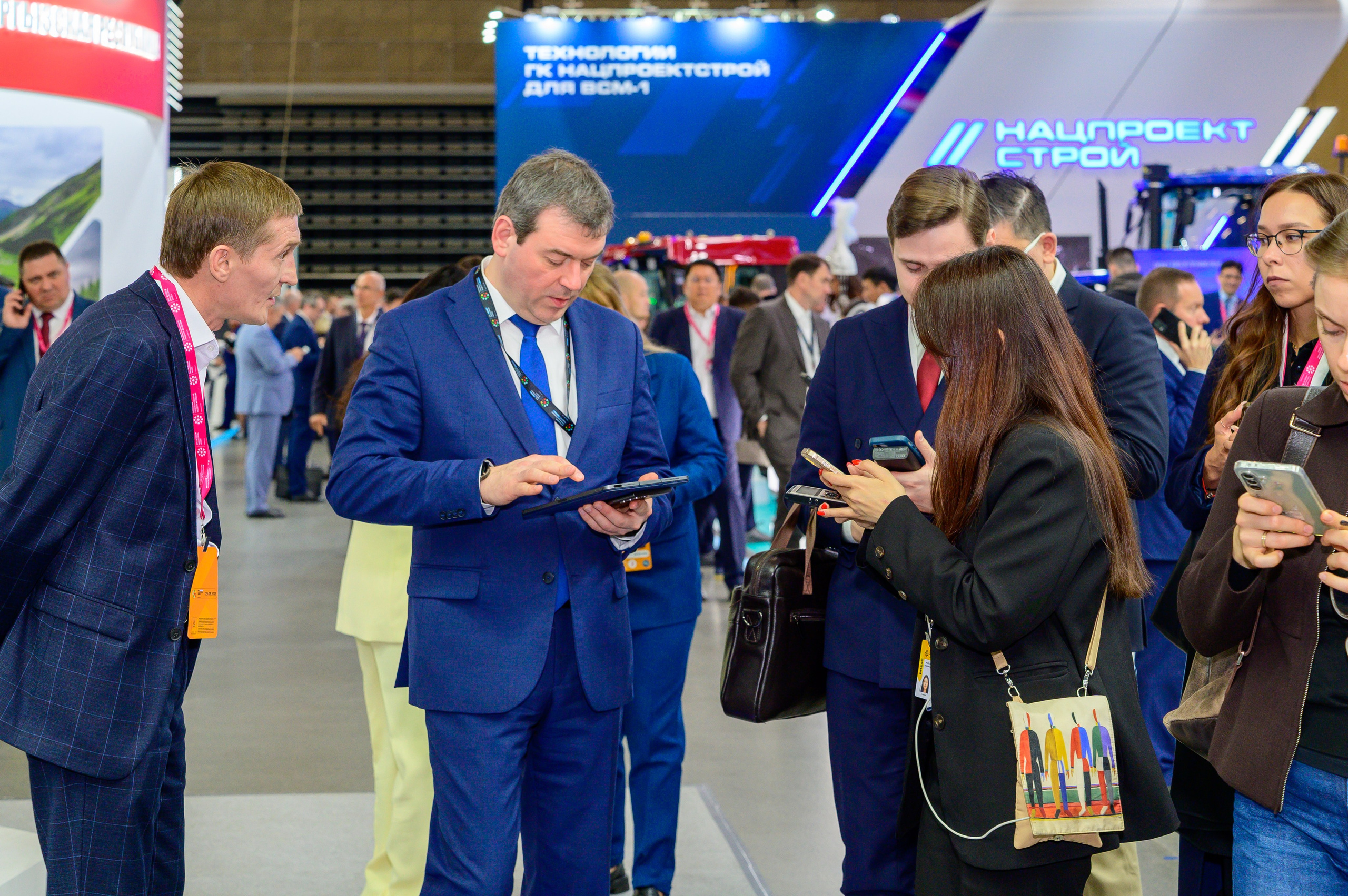 BigindustrialweekBelarus. Фотоуслуги, услуги фотографа, фотографирование важных событий