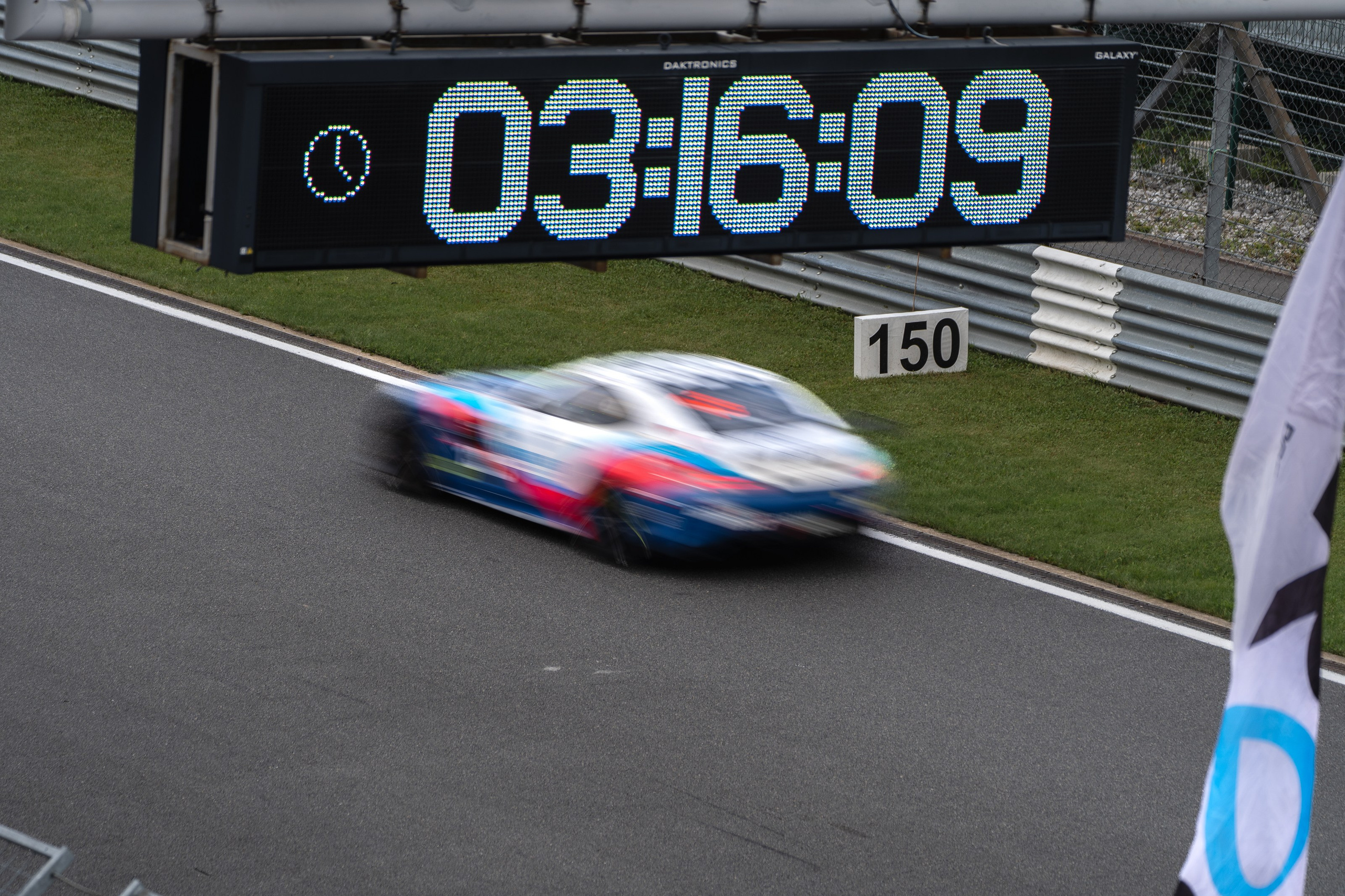 Фото четвертого этапа Российской серии гонок на выносливость. Фотограф Николай Прокофьев модельные тесты в Москве