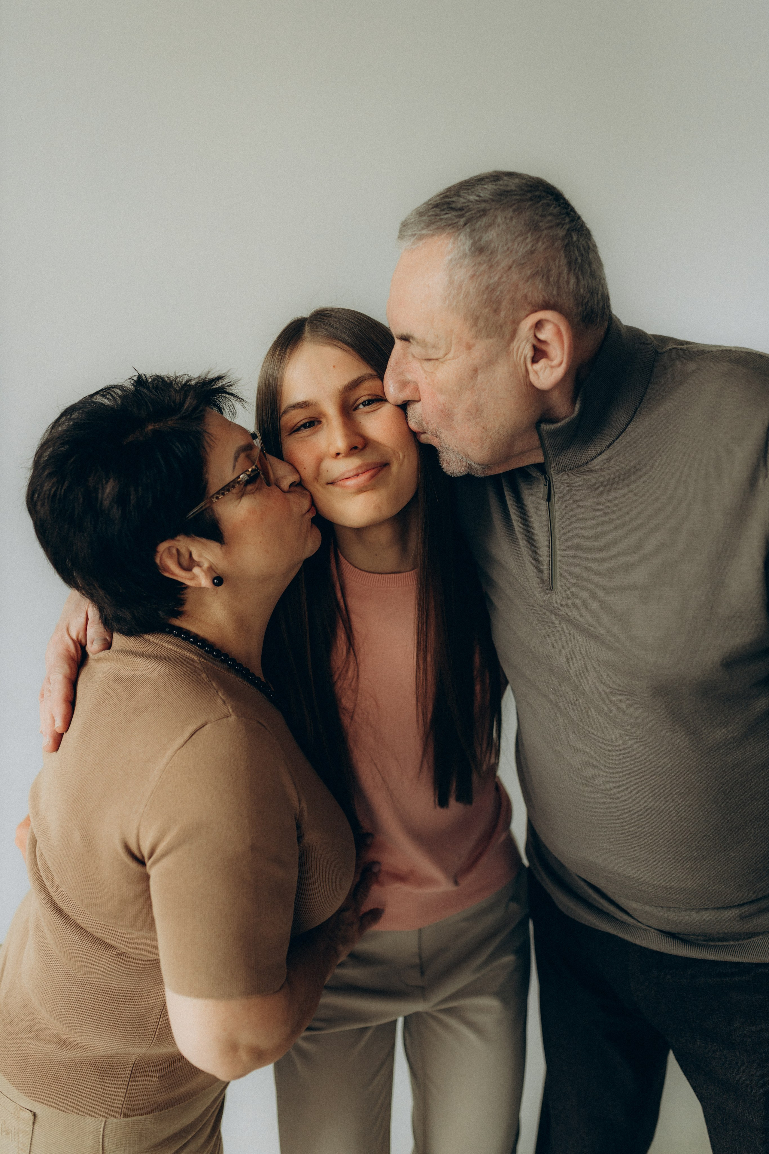 Семейная съёмка на циклораме. Фотограф НОГИНСК, Москва, Анастасия Белая