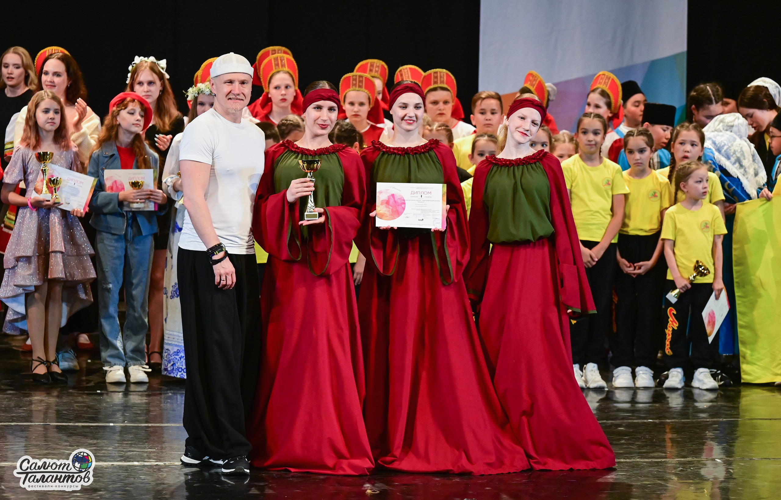 13.06.2025 «Салют Талантов» 41-й Международный фестиваль-конкурс «МОСКВА ВЕРИТ ТАЛАНТАМ» г. Москва. Медиастудия Фото Концепт