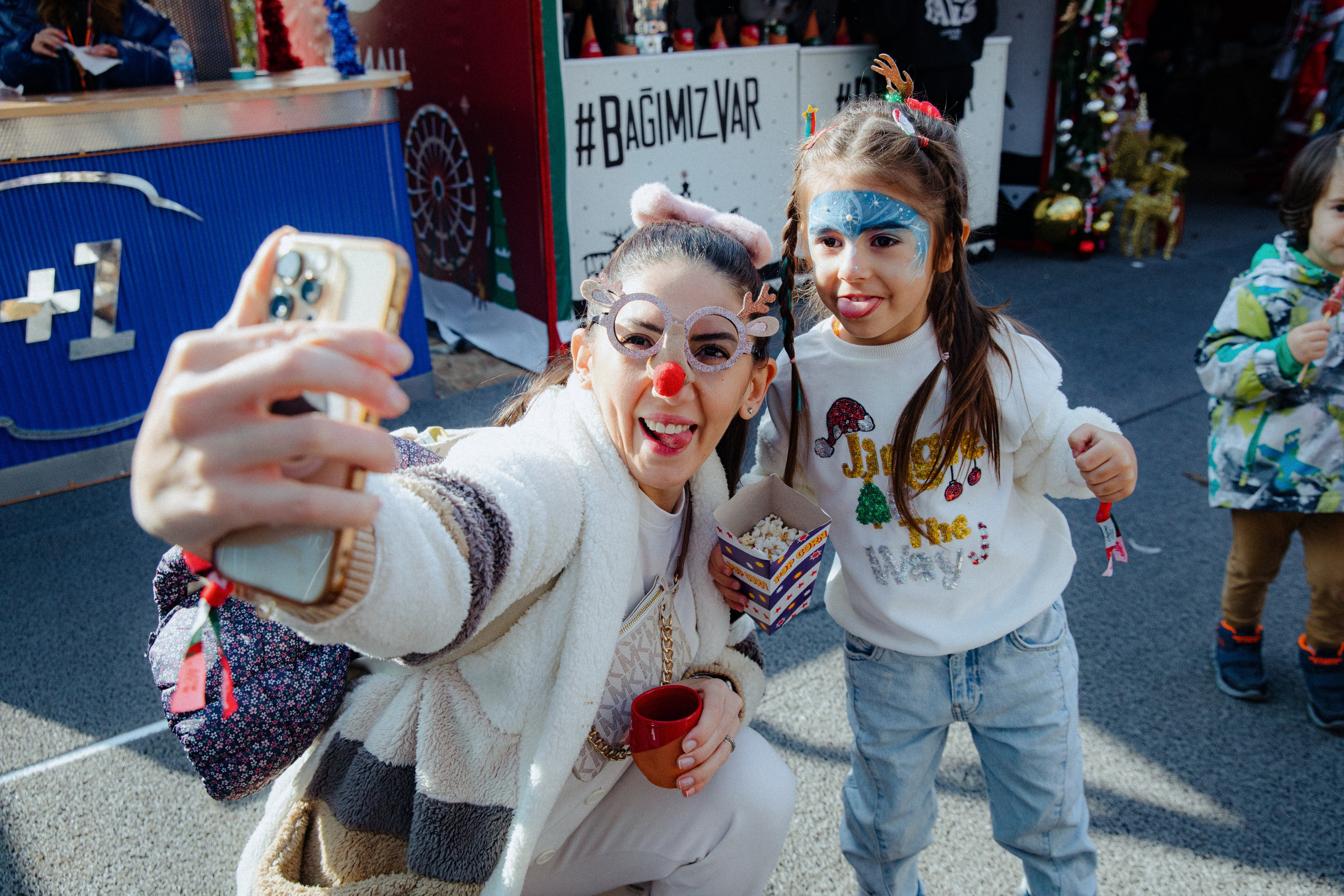 Christmas Market Istanbul. Свадебный и репортажный фотограф