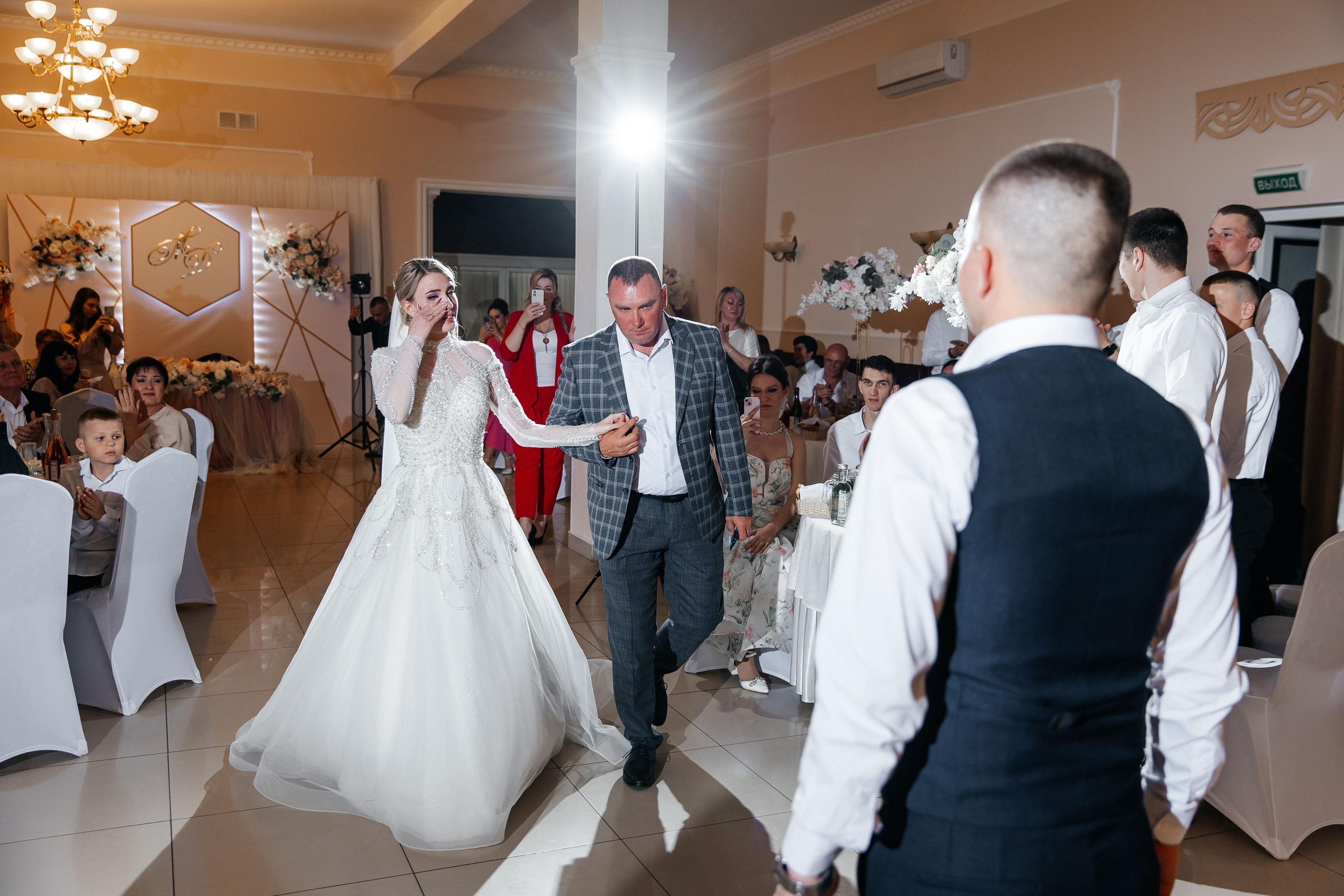 Анонс свадьба Максим и Дарья. Свадебный и семейный фотограф в Севастополе и Крыму Анастасия Сураева