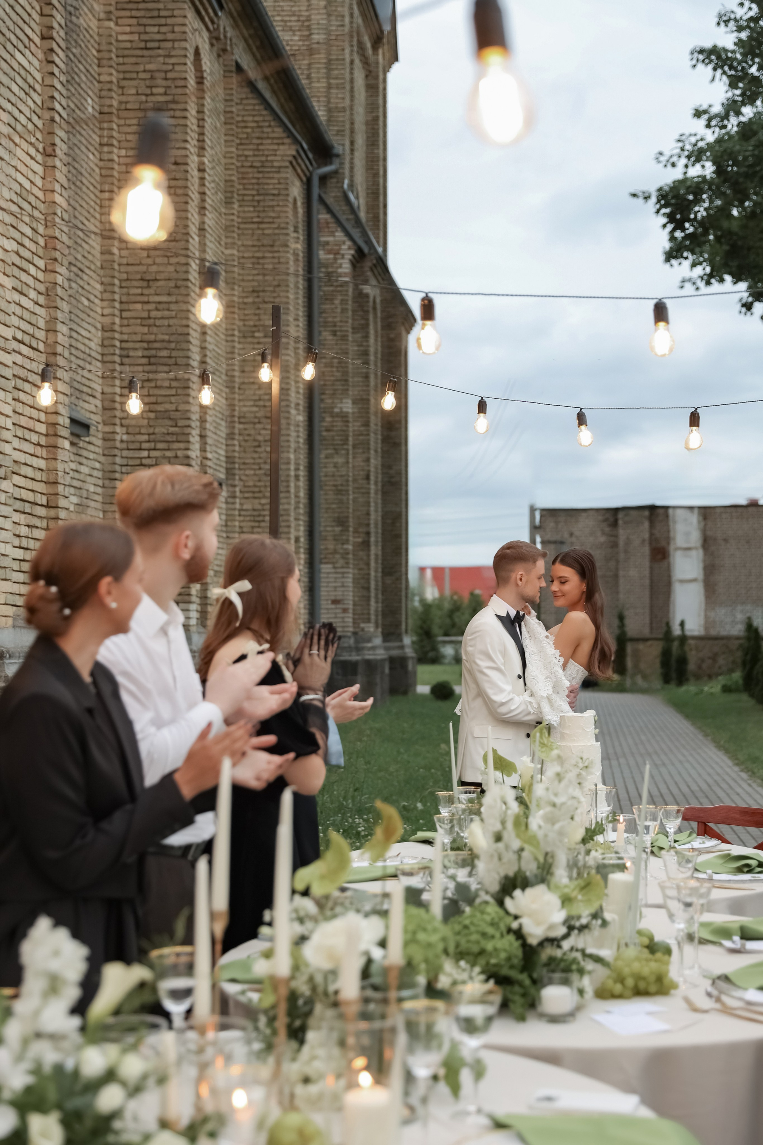 Кирилл и Виктория. Свадебные фотограф и видеограф в Минске Голдосовы Марина и Вадим