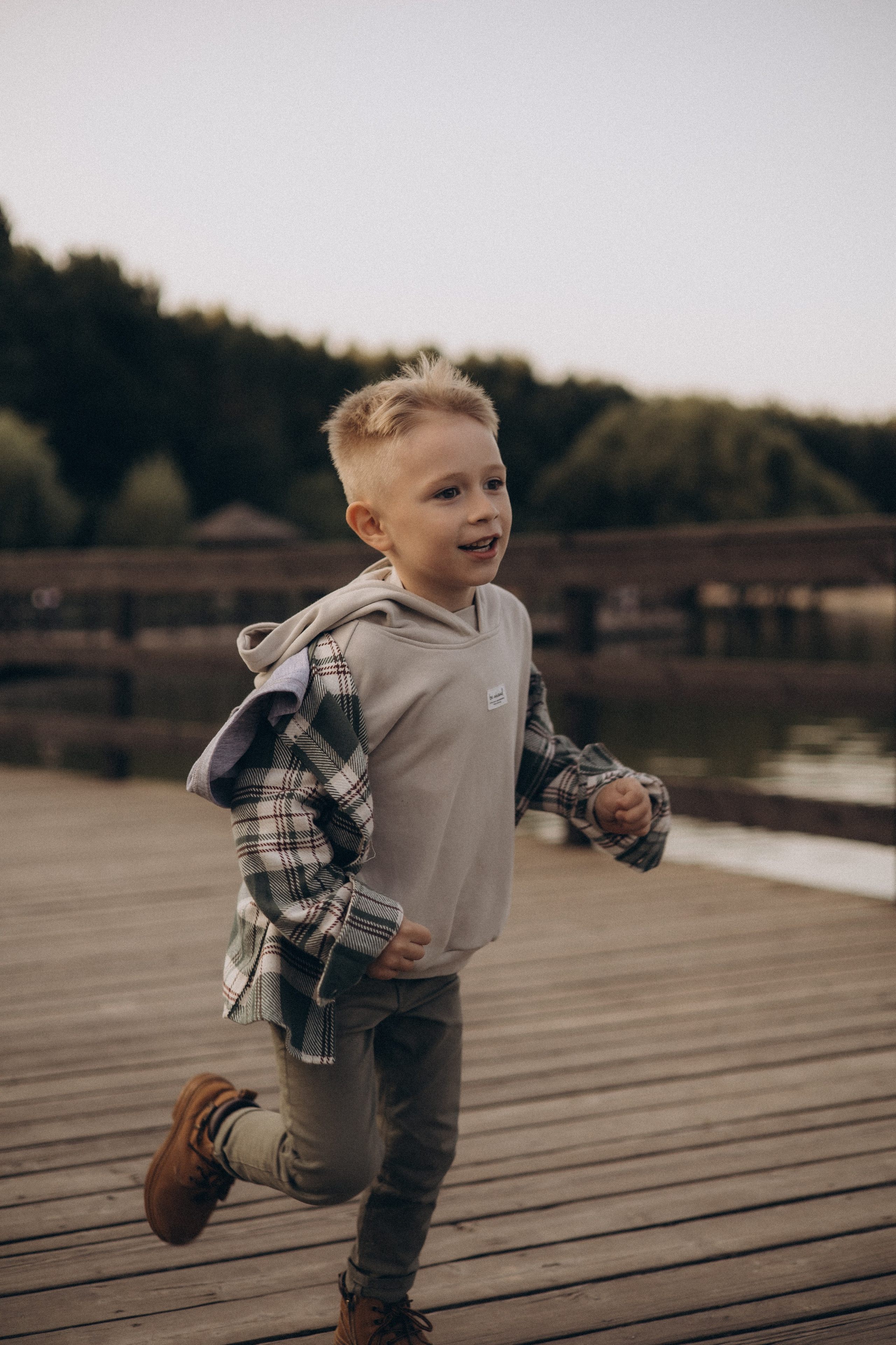 Семейная прогулка осенью. Семейный фотограф в Москве Аникина Наталья