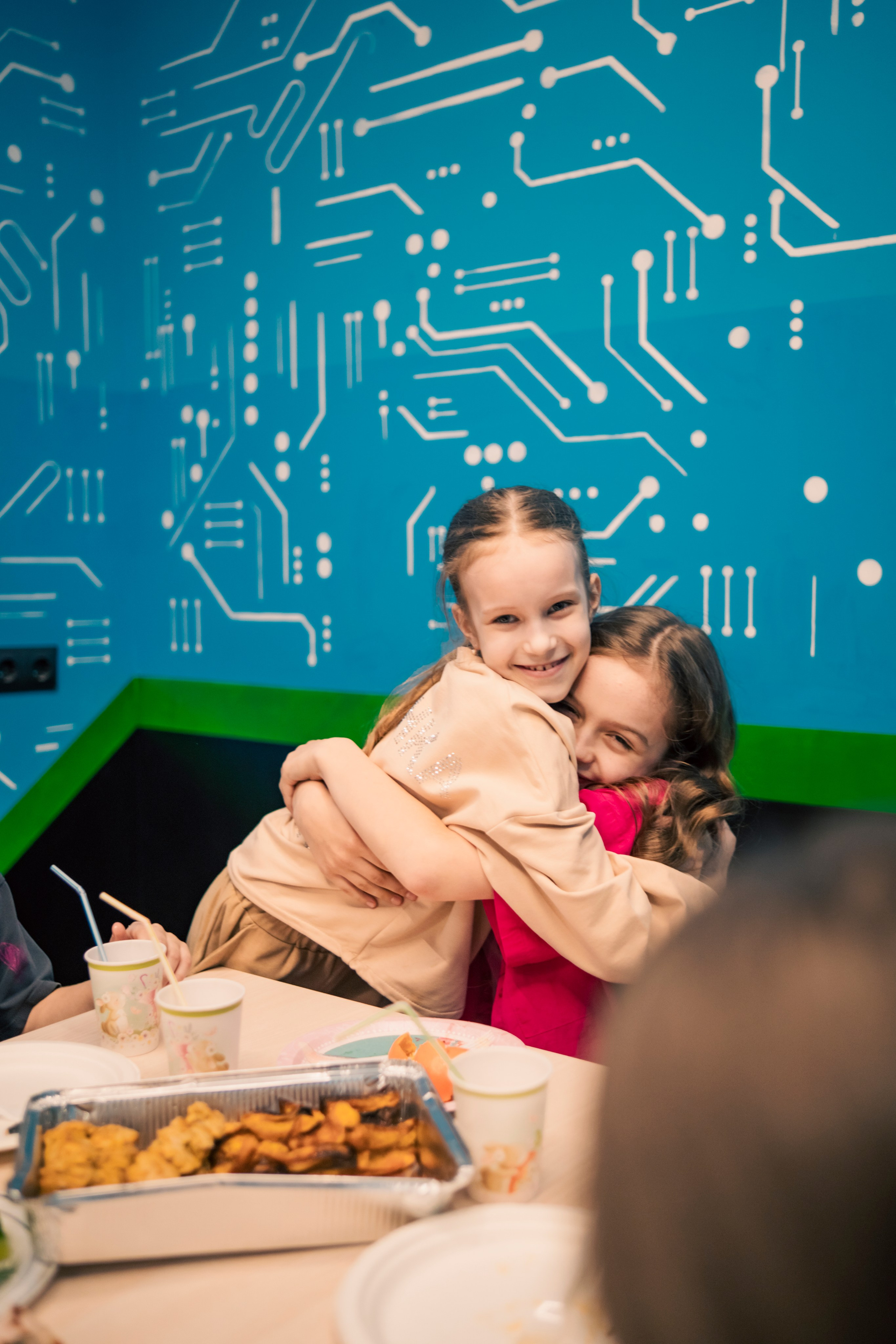 VR April-May. Felixtones