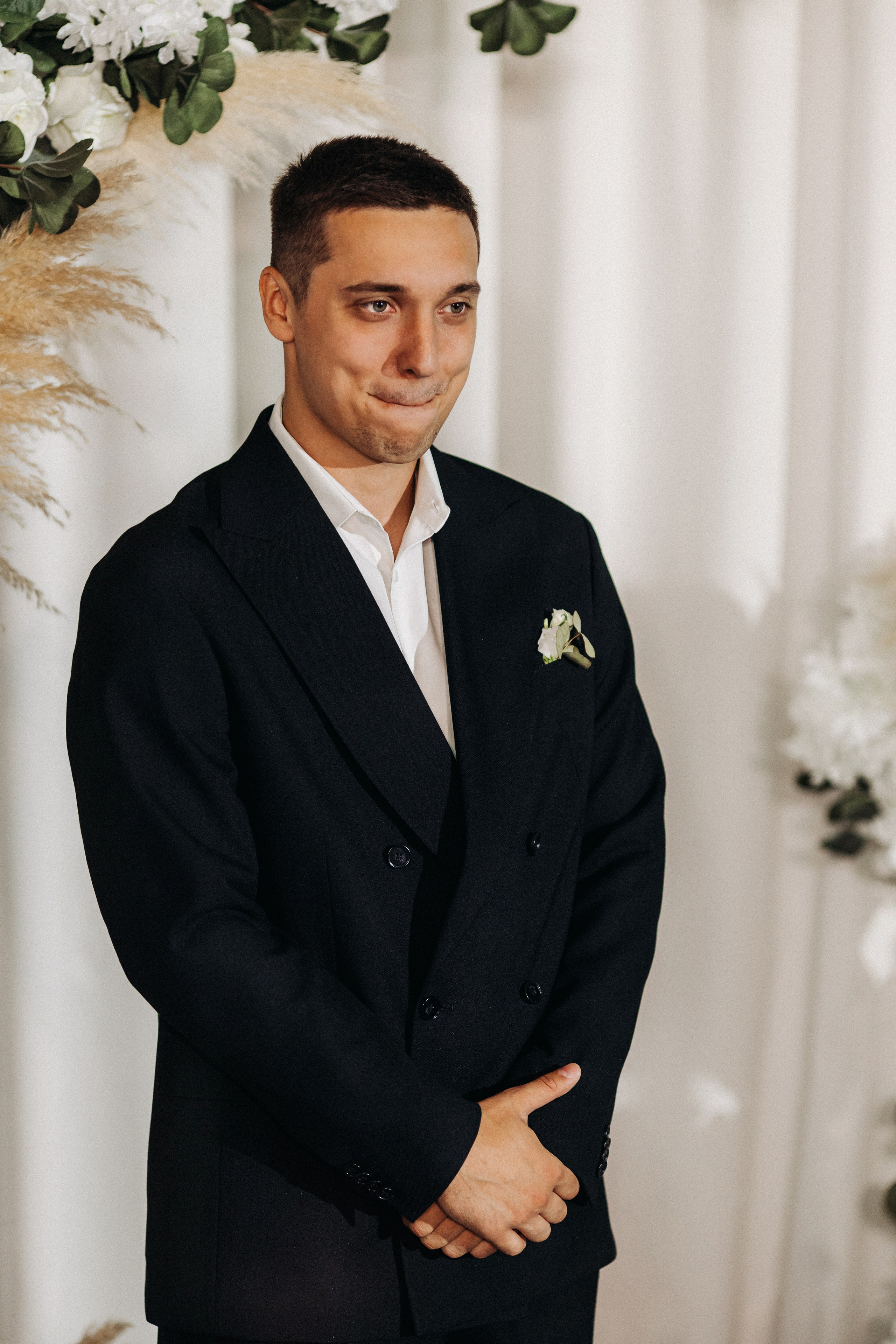 Vlad & Nadya (Saint-Petersburg, Russia). Destination wedding photographer Peter Letu