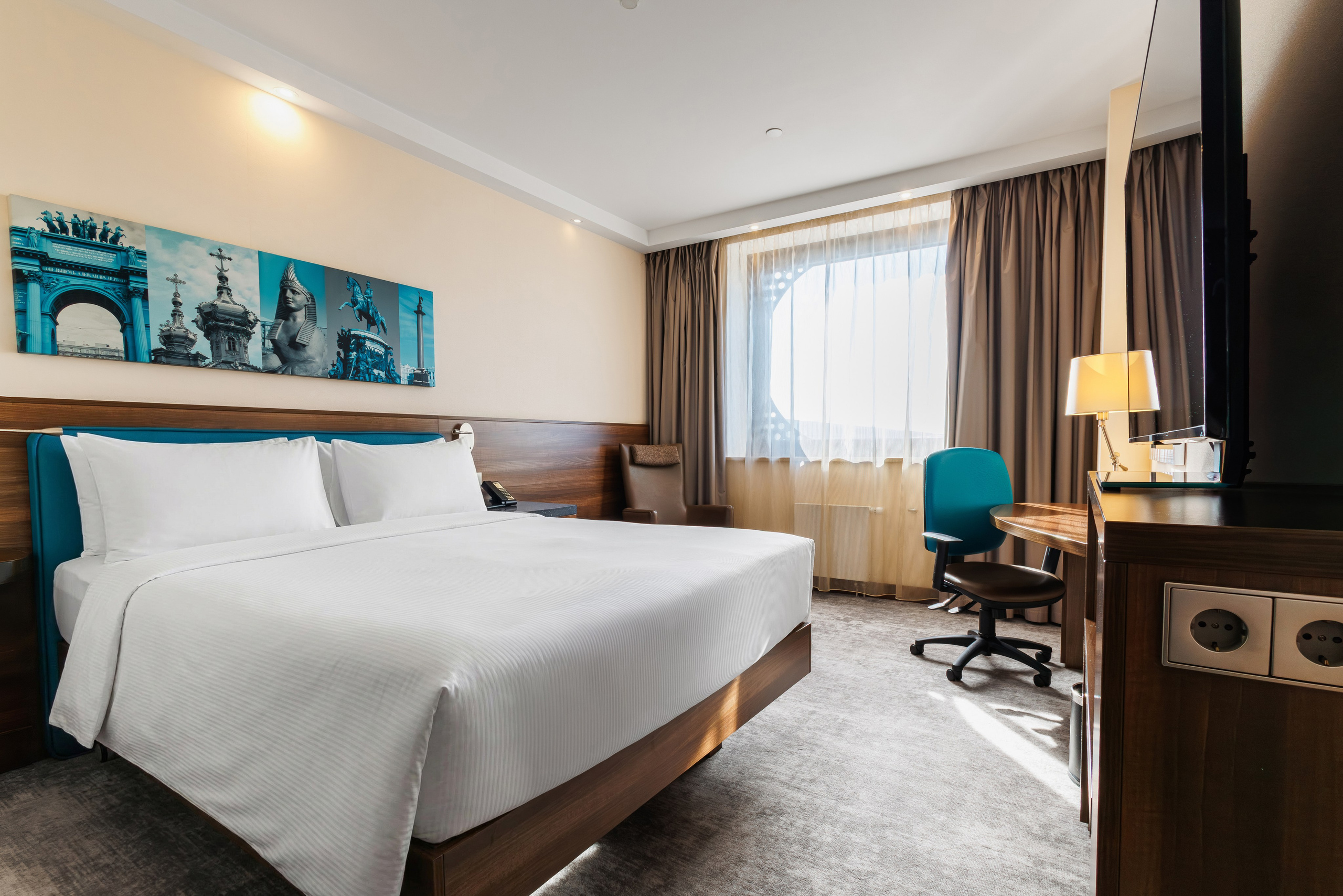 Hampton by Hilton Saint Petersburg ExpoForum 3*. Коммерческий фотограф в Санкт-Петербурге | Фуд, интерьерная и рекламная съемка | Влад Жолудев