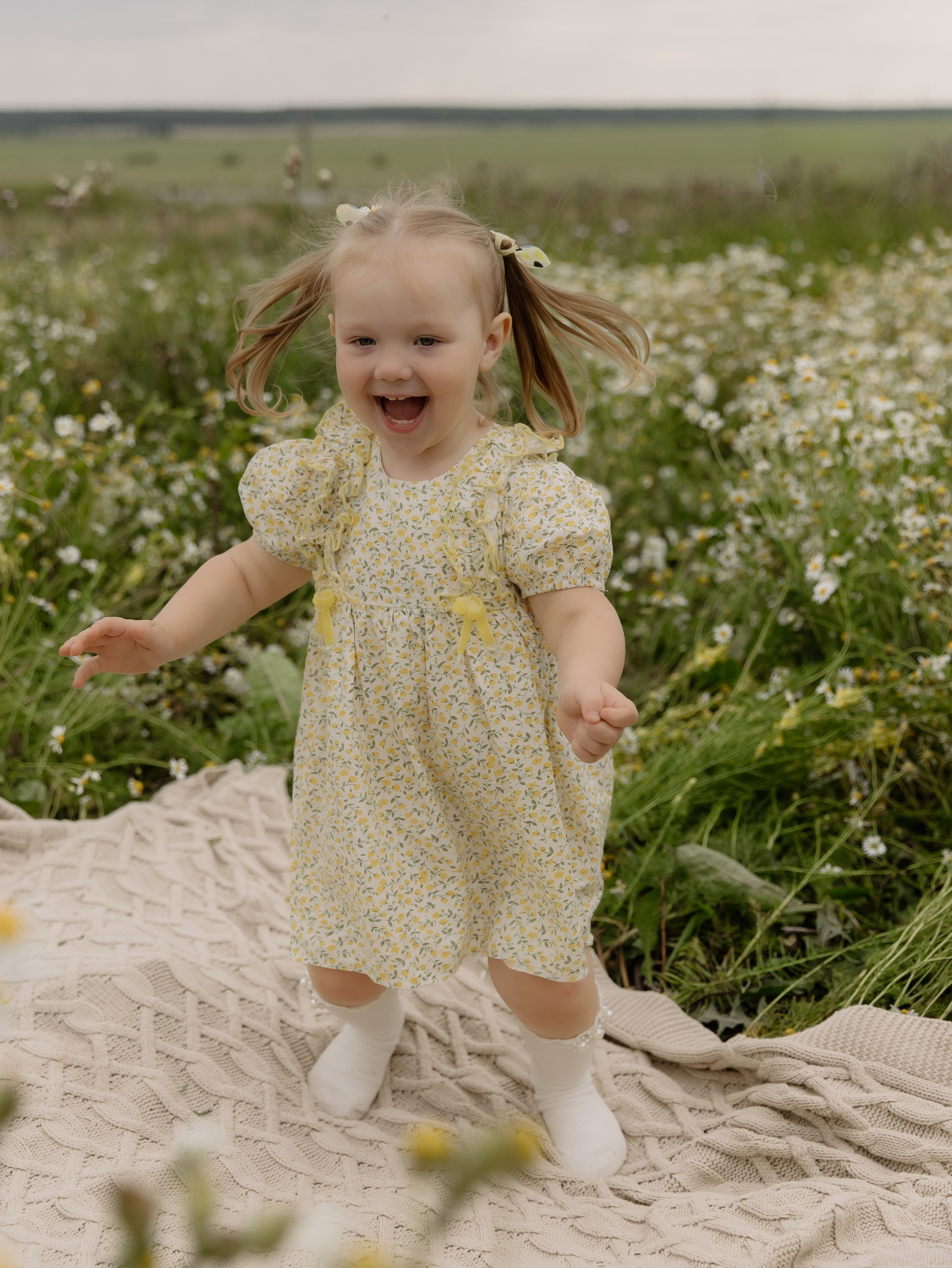 Фотосессия в ромашках Челябинск. СВАДЕБНЫЙ ФОТОГРАФ ЧЕЛЯБИНСК