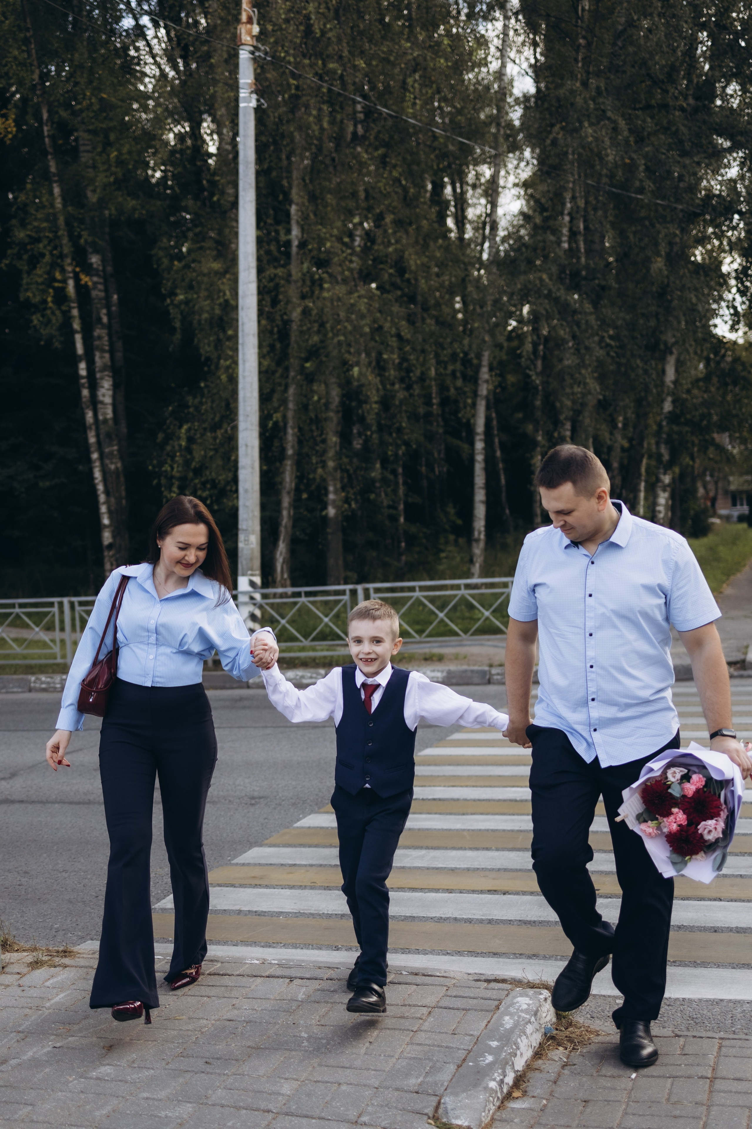 Первая школьная фотография Димули (1.09.2025 г.) г. Обнинск (Калужская обл.). Надежда Стар семейный и церковный фотограф в Жукове и Калужской области