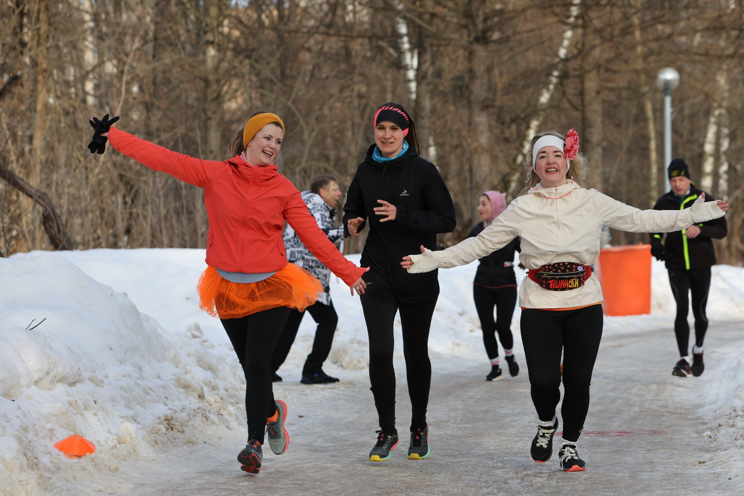 Тушиноги умеют поздравлять — 07.03.26. Фотограф Сергей Ловкий