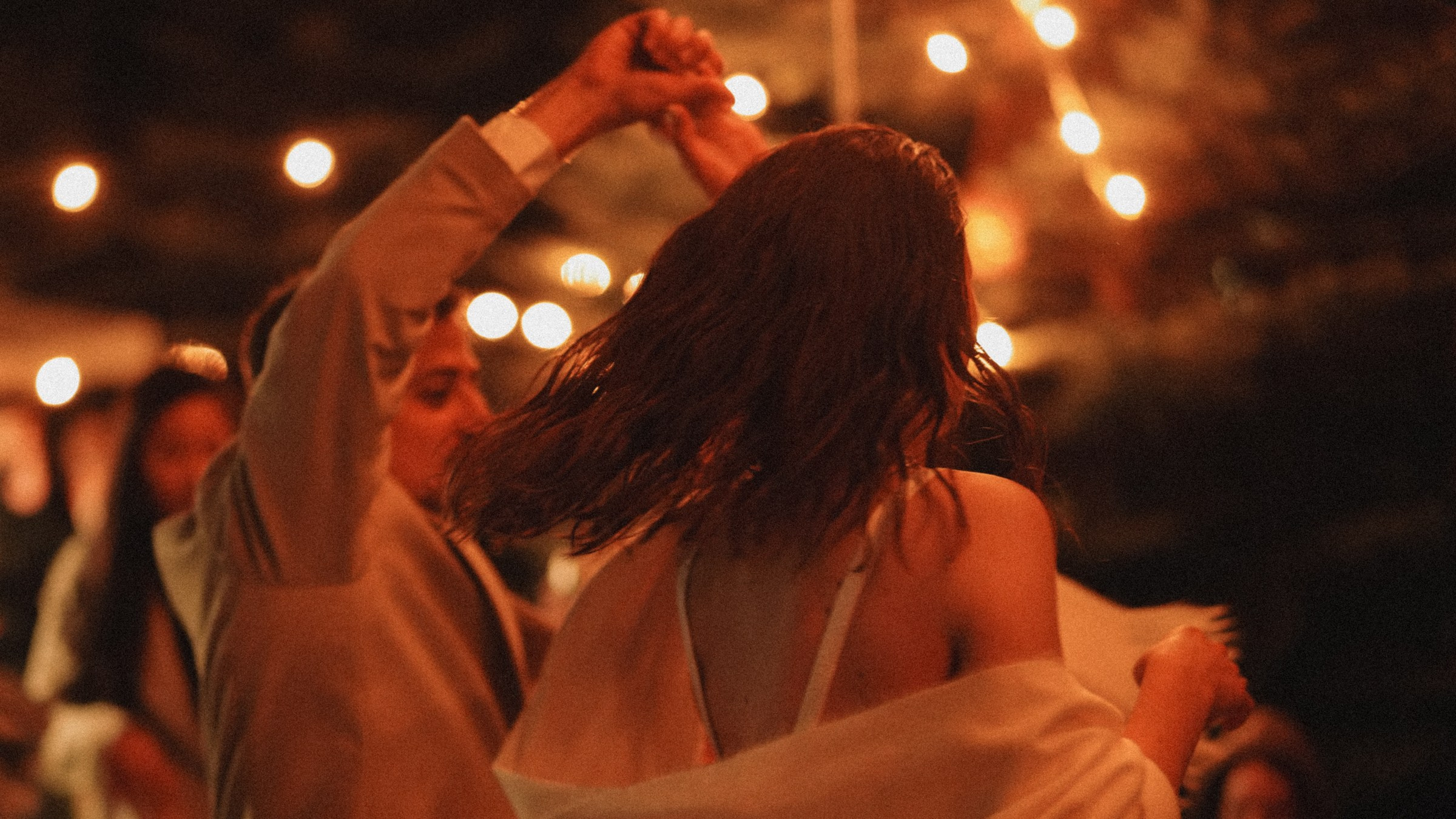 Воздух, горы, семья. Свадебный фотограф в Ярославле Илья Жуков