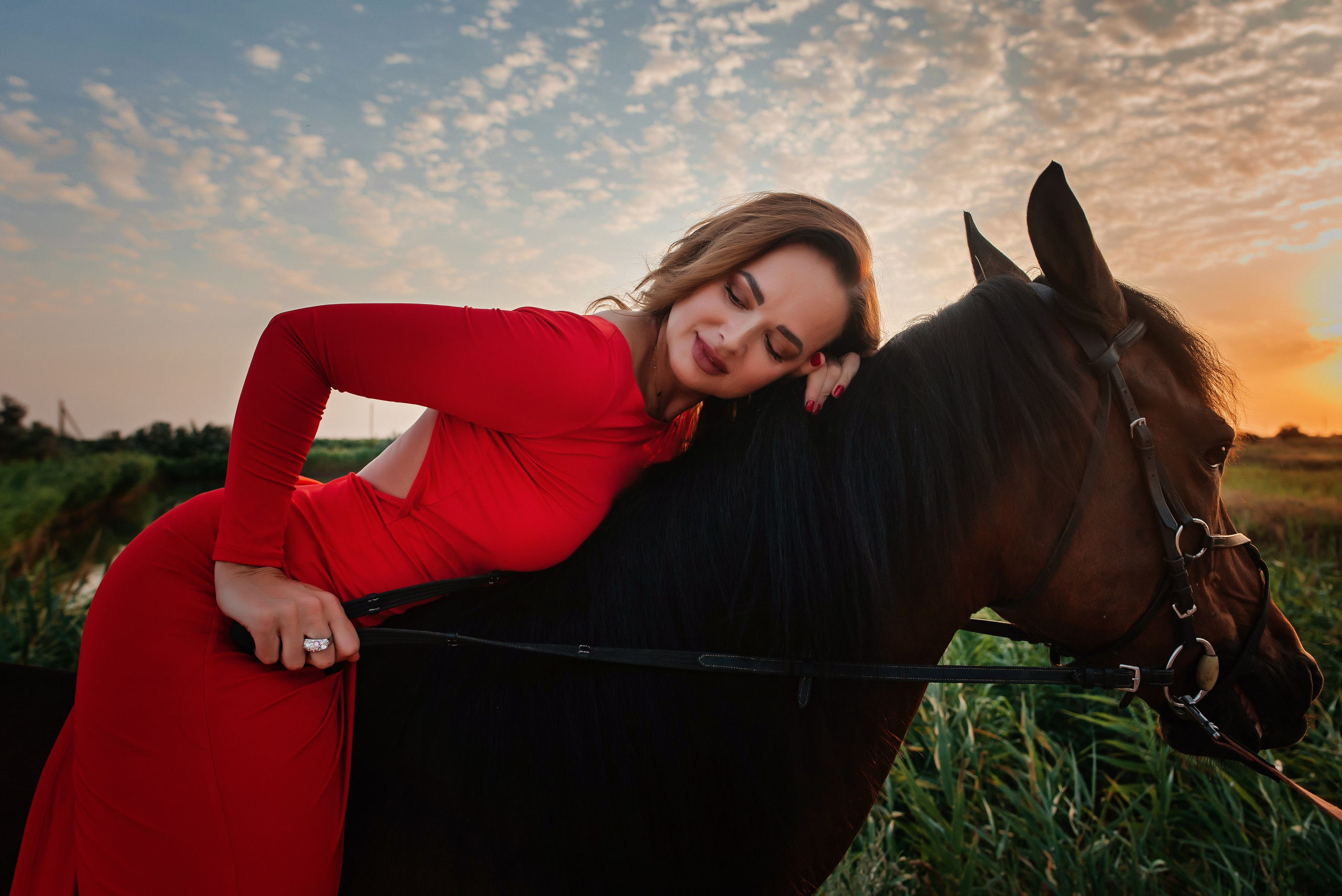 Яна с лошадью. Детский и семейный фотограф выпускной альбом Приморско-Ахтарск