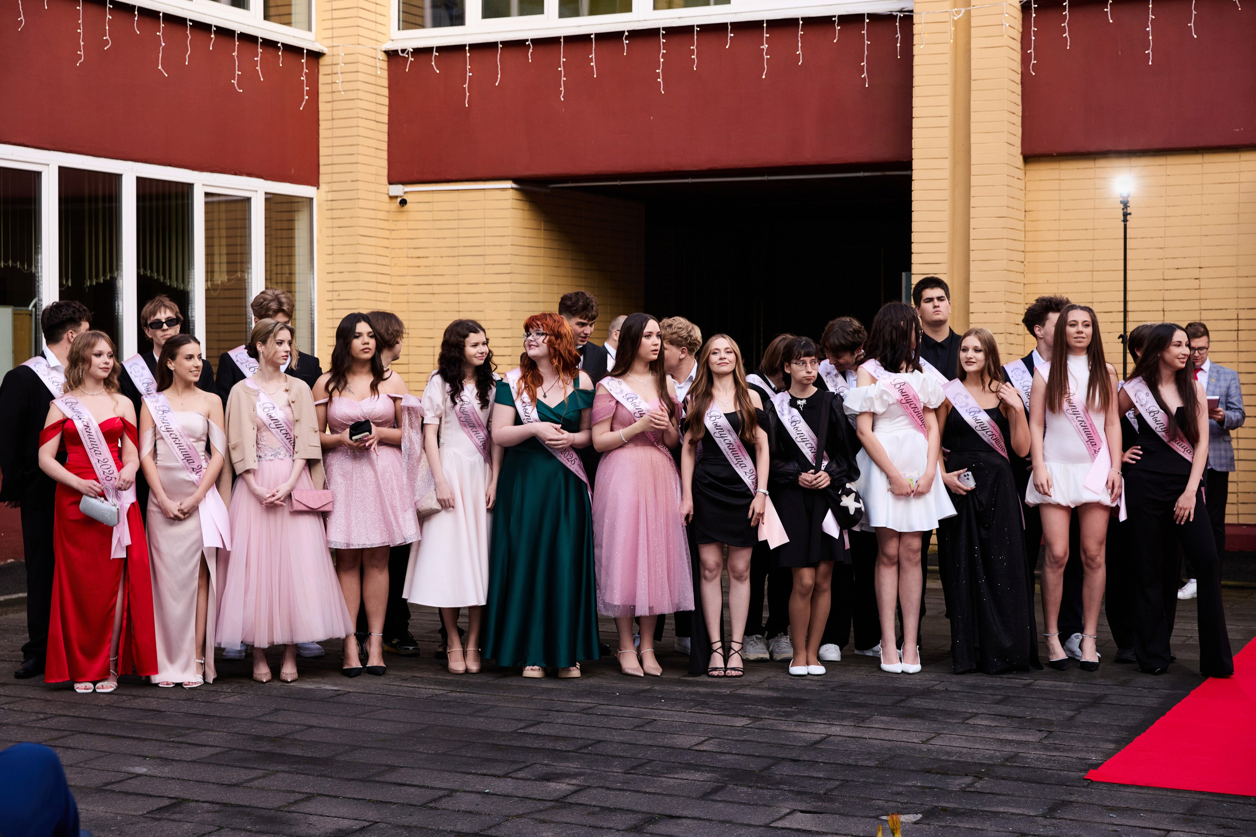 Выпускной 11 класс. Свадебная, репортажная фотосъемка и видеосъемка в Минске. Илья и Юлия Ширмановы. Фотограф | Видеограф | Минск