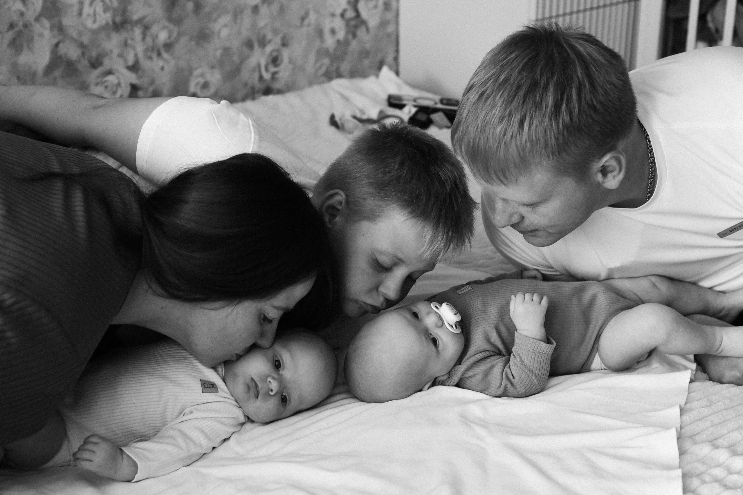 Уютные съемки для малышей у Вас дома. Семейный, детский фотограф, домашняясъемка в г. Оренбурге