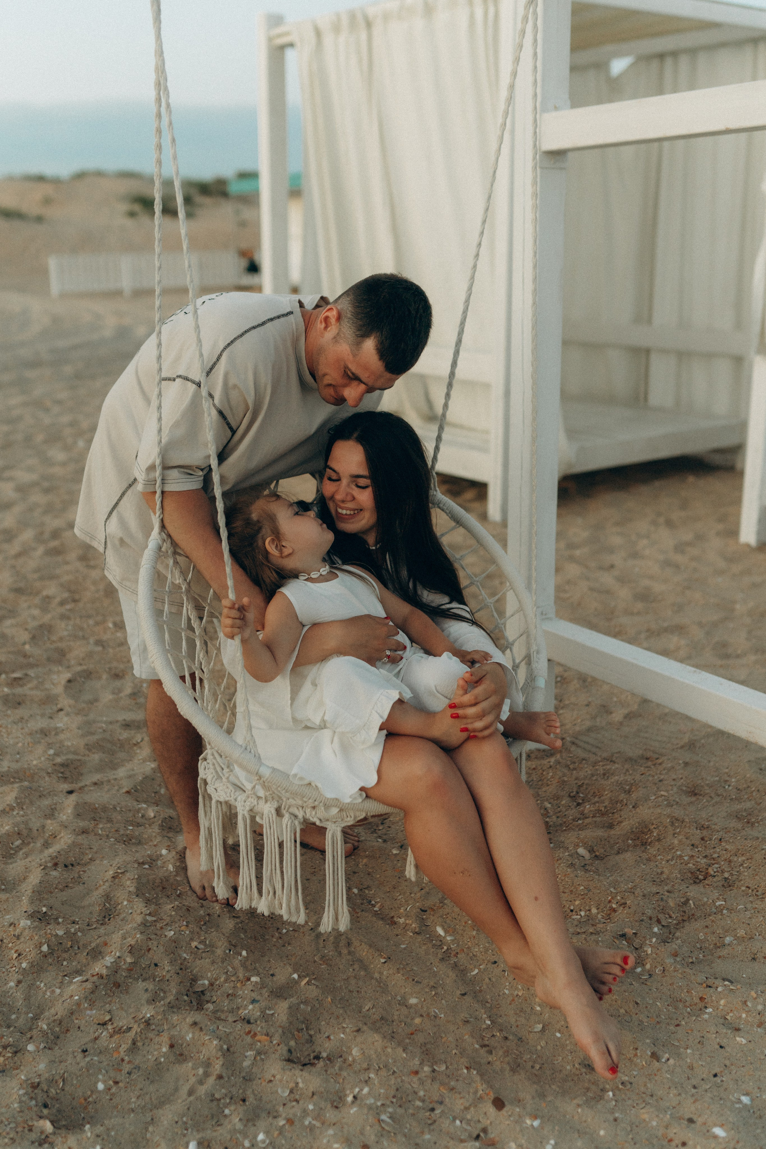 Приключения Аделины на море. Семейный lifestyle фотограф в Москве Рената Рафикова