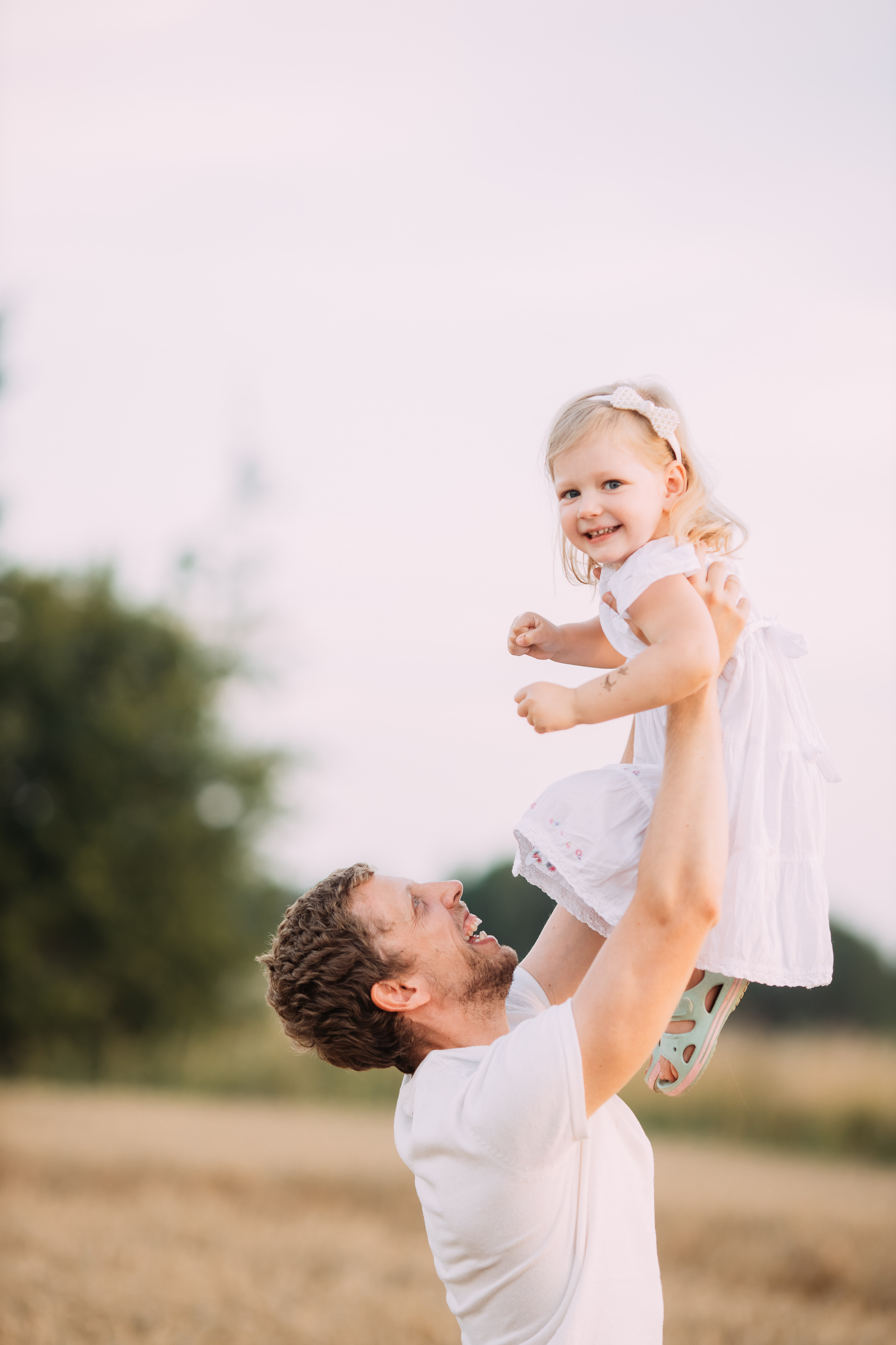 Самая тёплая фотосессия этого лета 2022. Семейный и детский фотограф в Пскове и Санкт-Петербурге Яна Калинина