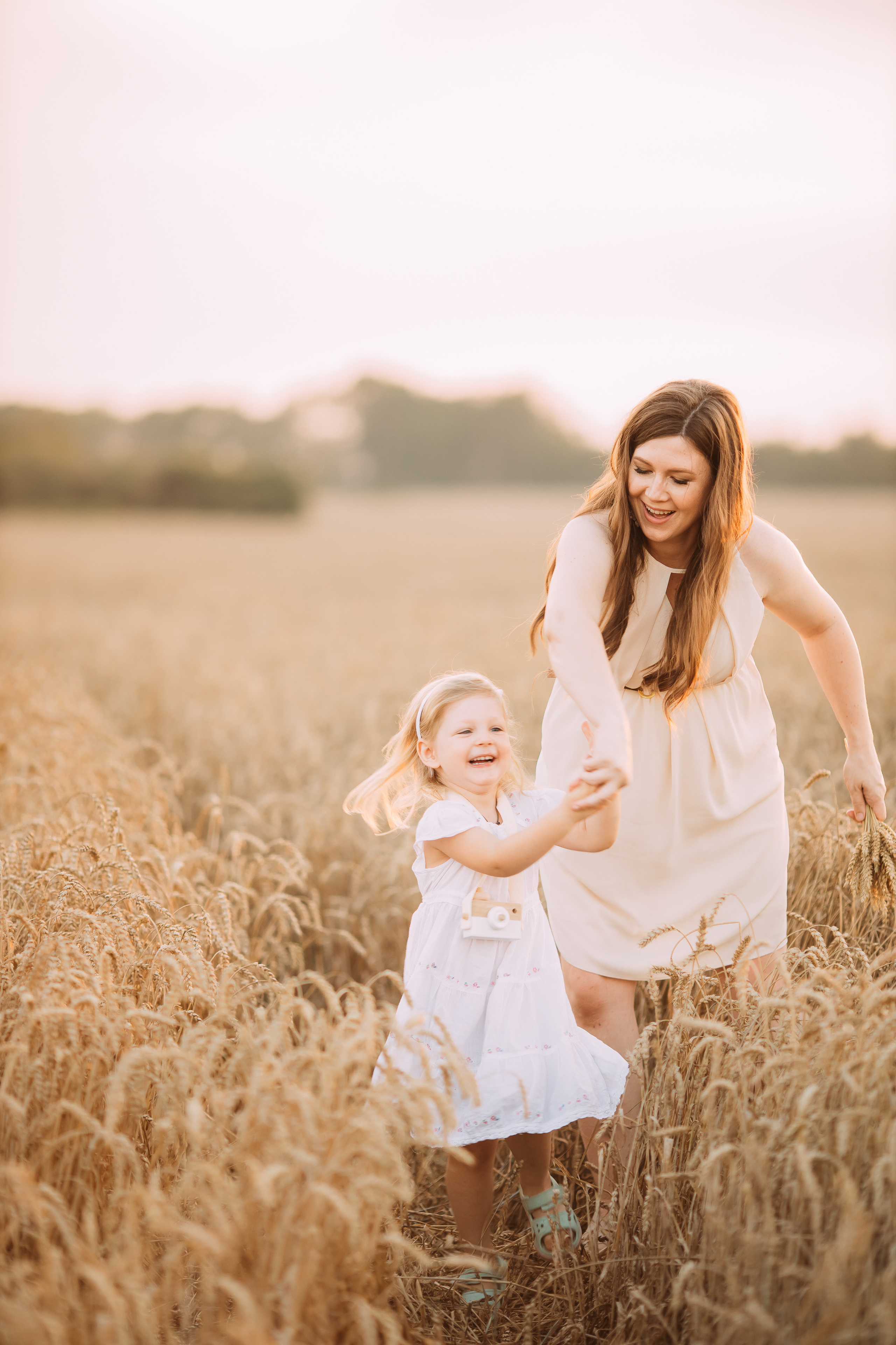 Самая тёплая фотосессия этого лета 2022. Семейный и детский фотограф в Пскове и Санкт-Петербурге Яна Калинина