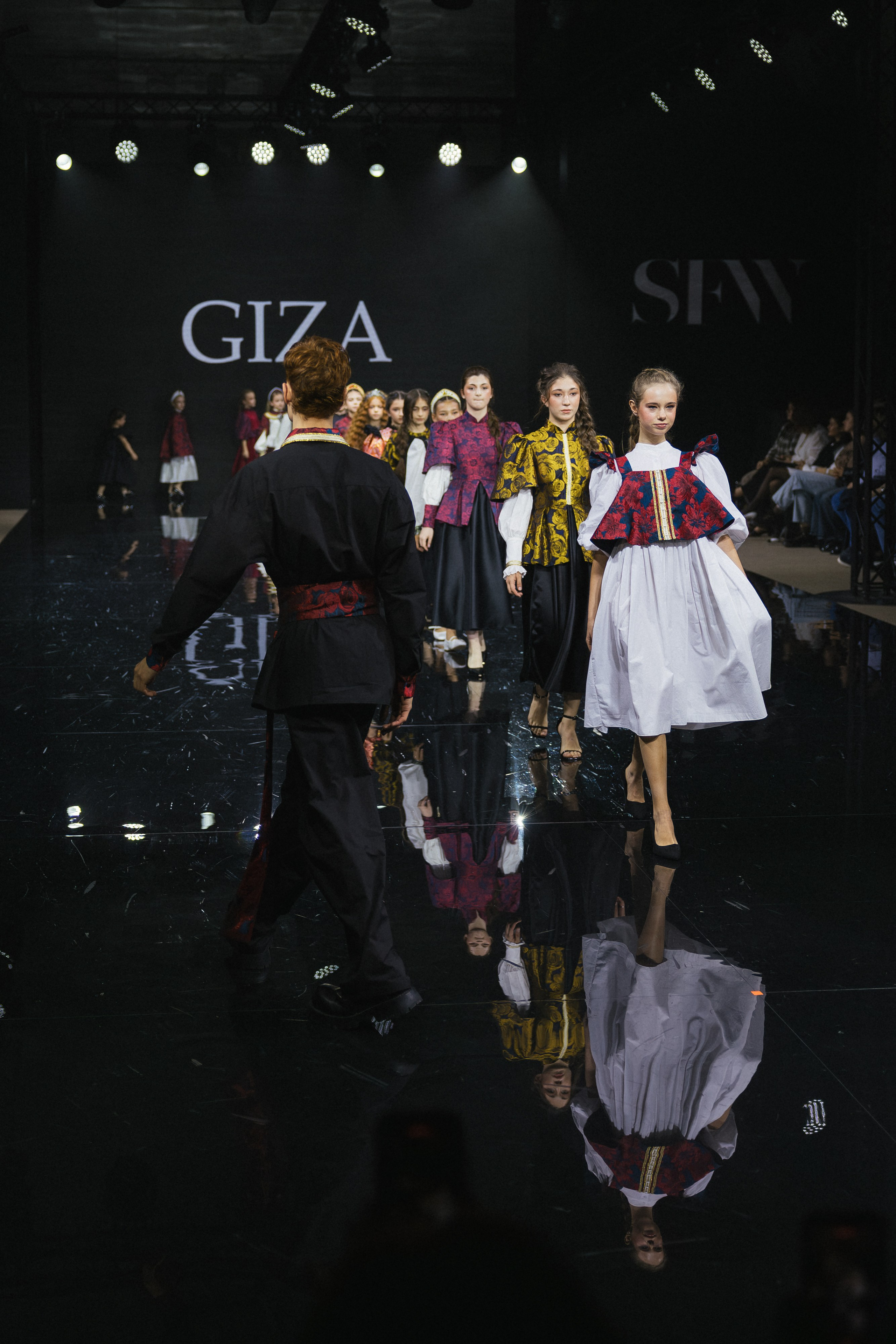 Catwalk. ProVizArt