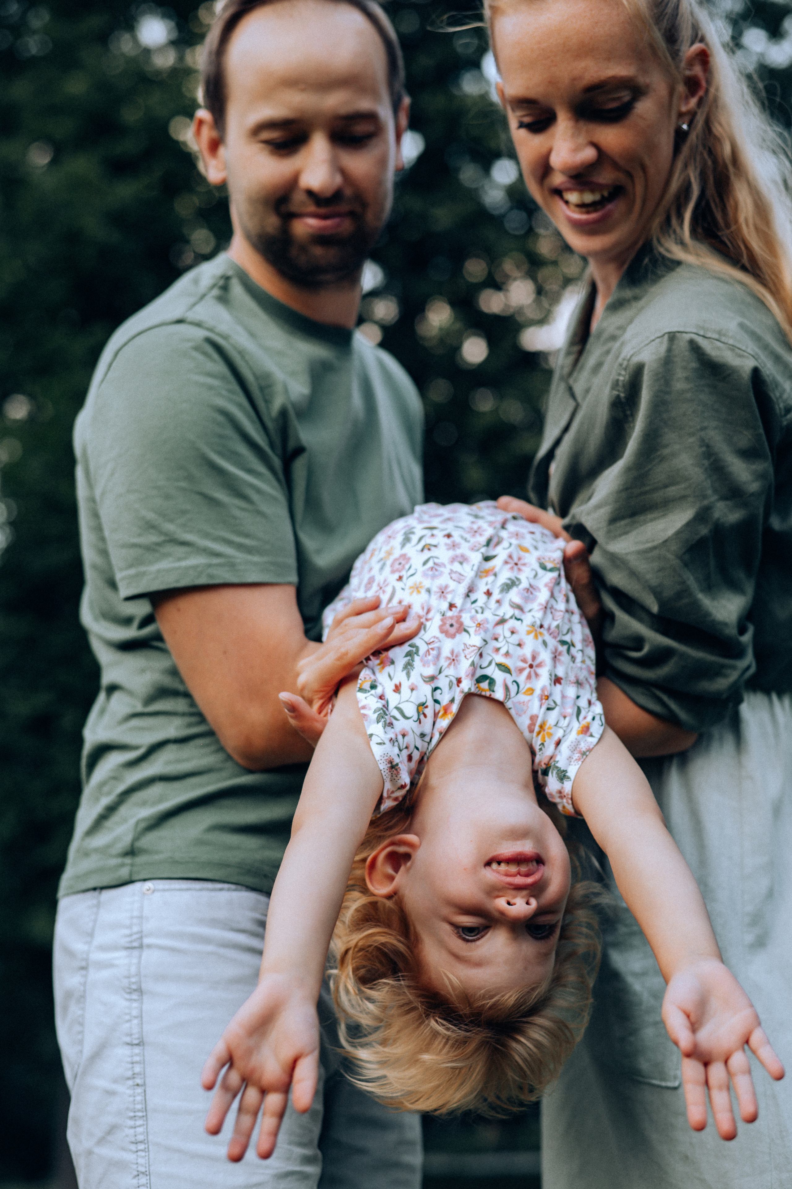 ЕЛЕНА, ИВАН И ПОЛИНА. ФОТОГРАФ В МОСКВЕ ВИКТОРИЯ ИВАЩЕНКО