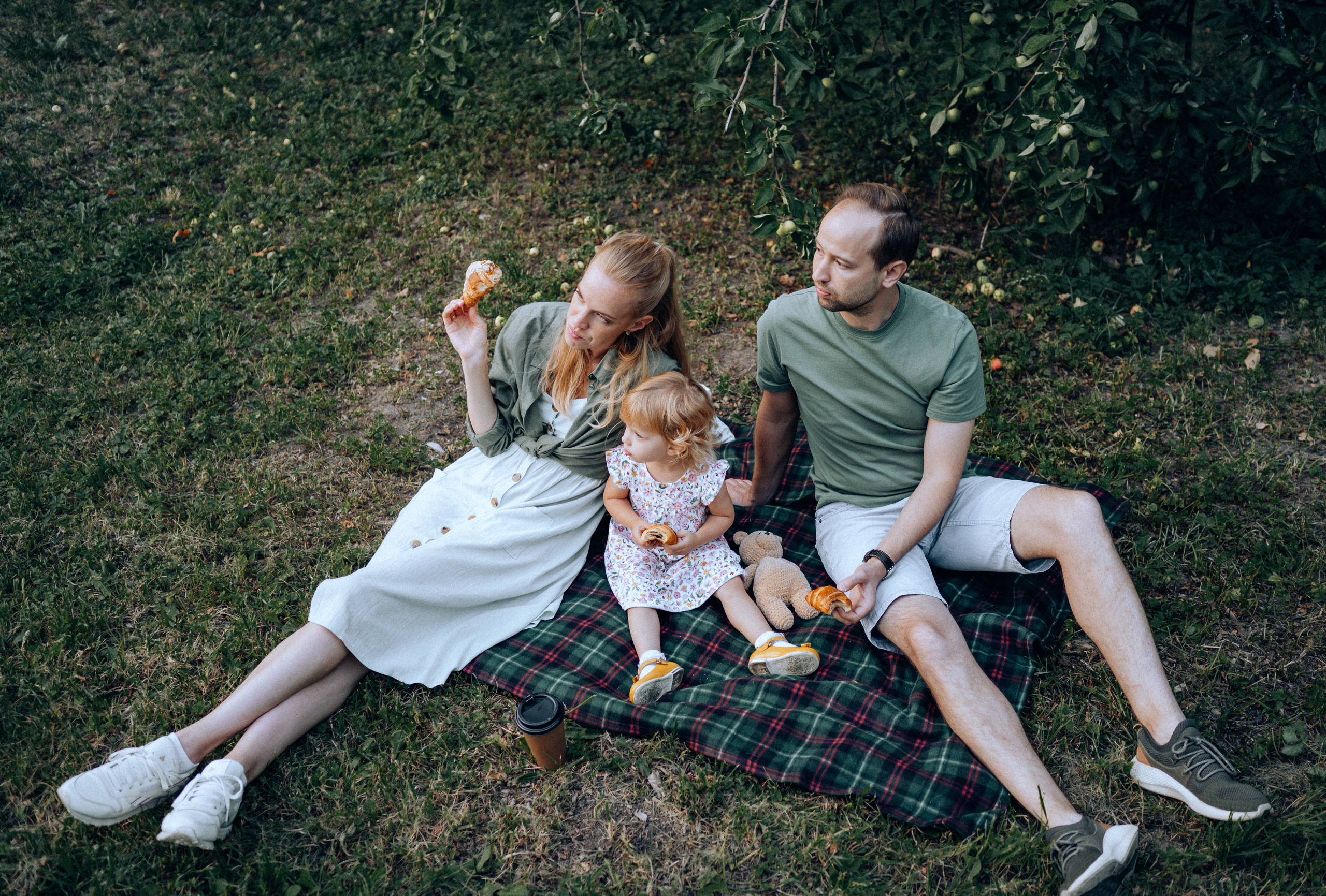 ЕЛЕНА, ИВАН И ПОЛИНА. ФОТОГРАФ В МОСКВЕ ВИКТОРИЯ ИВАЩЕНКО