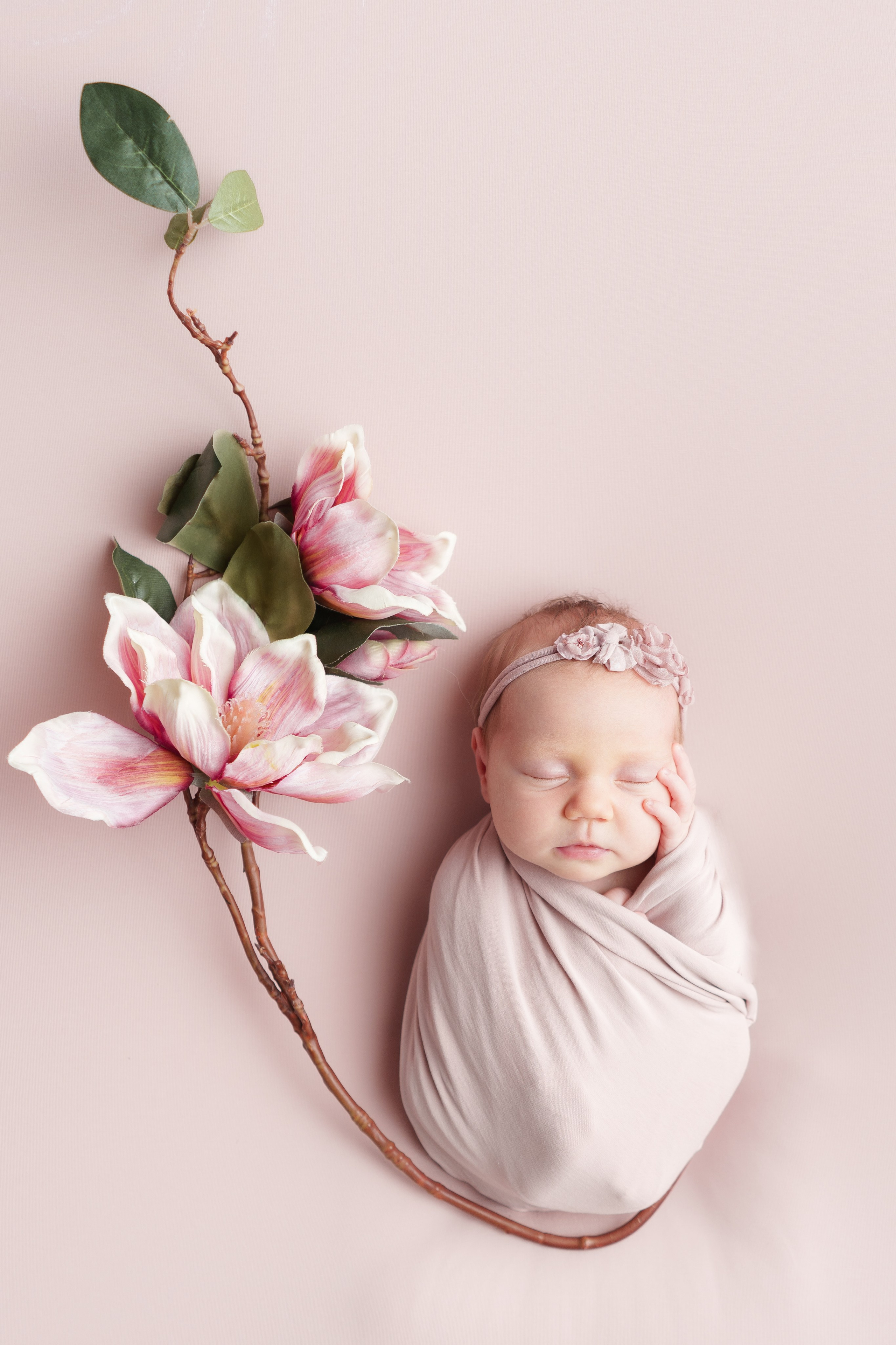 ✨. Профессиональный фотограф новорожденных Тверь