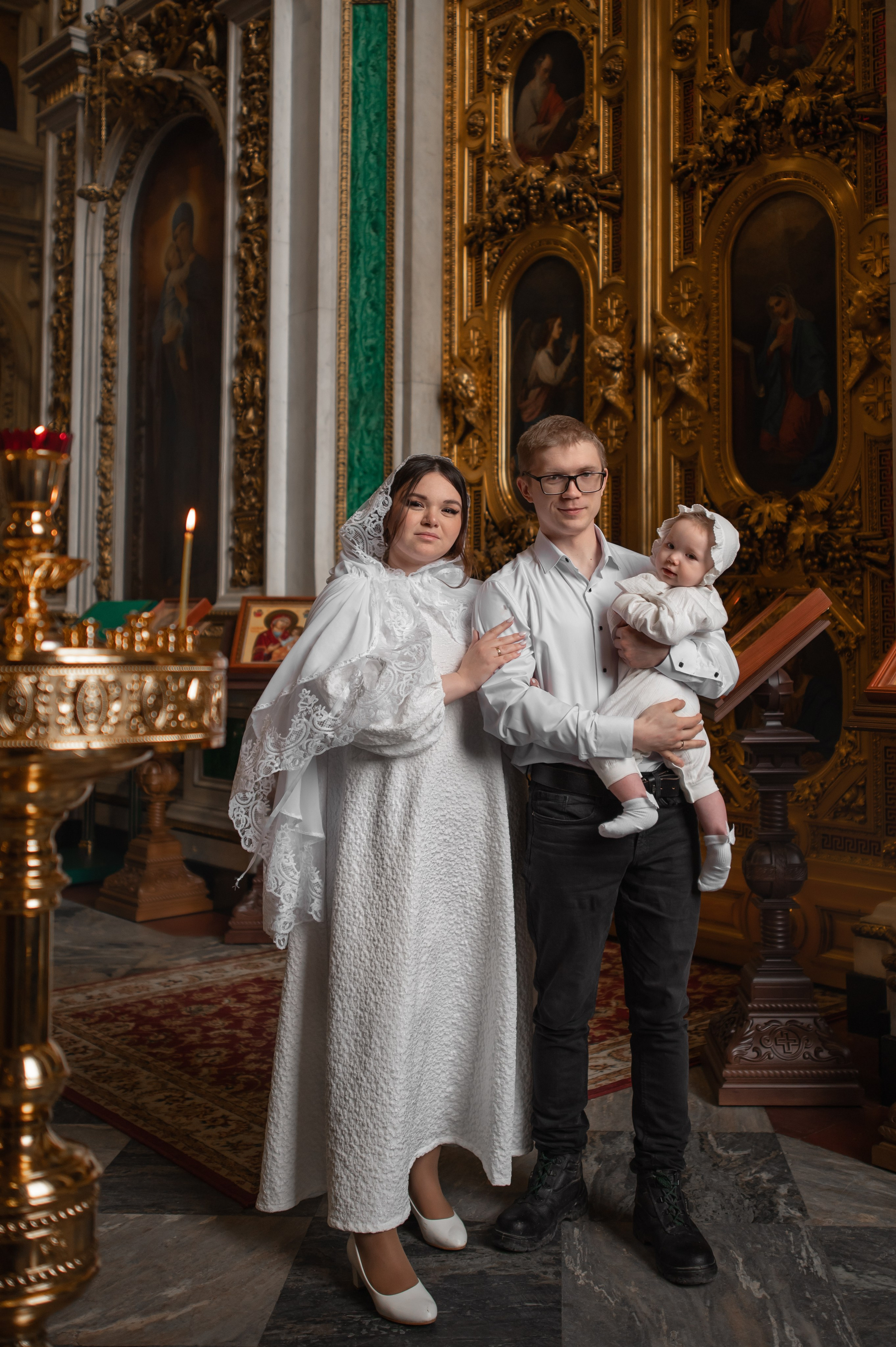 Крещение в Исаакиевском соборе. Фотограф на крещение и венчание, семейный фотограф в Санкт-Петербурге