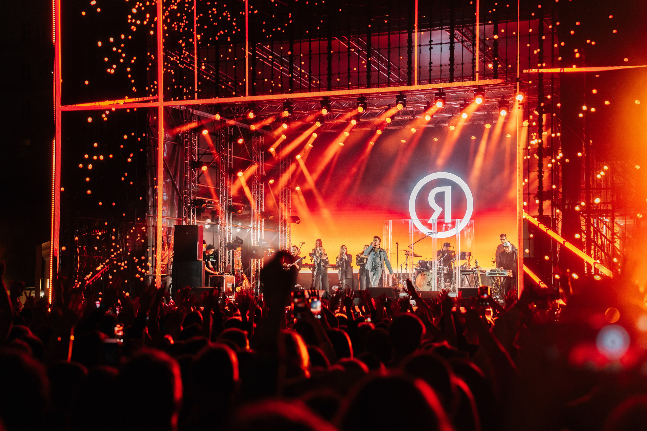 YANDEX ECOM STAGE, FORMATE. @tomrus: Рустам Шагиморданов — фотограф