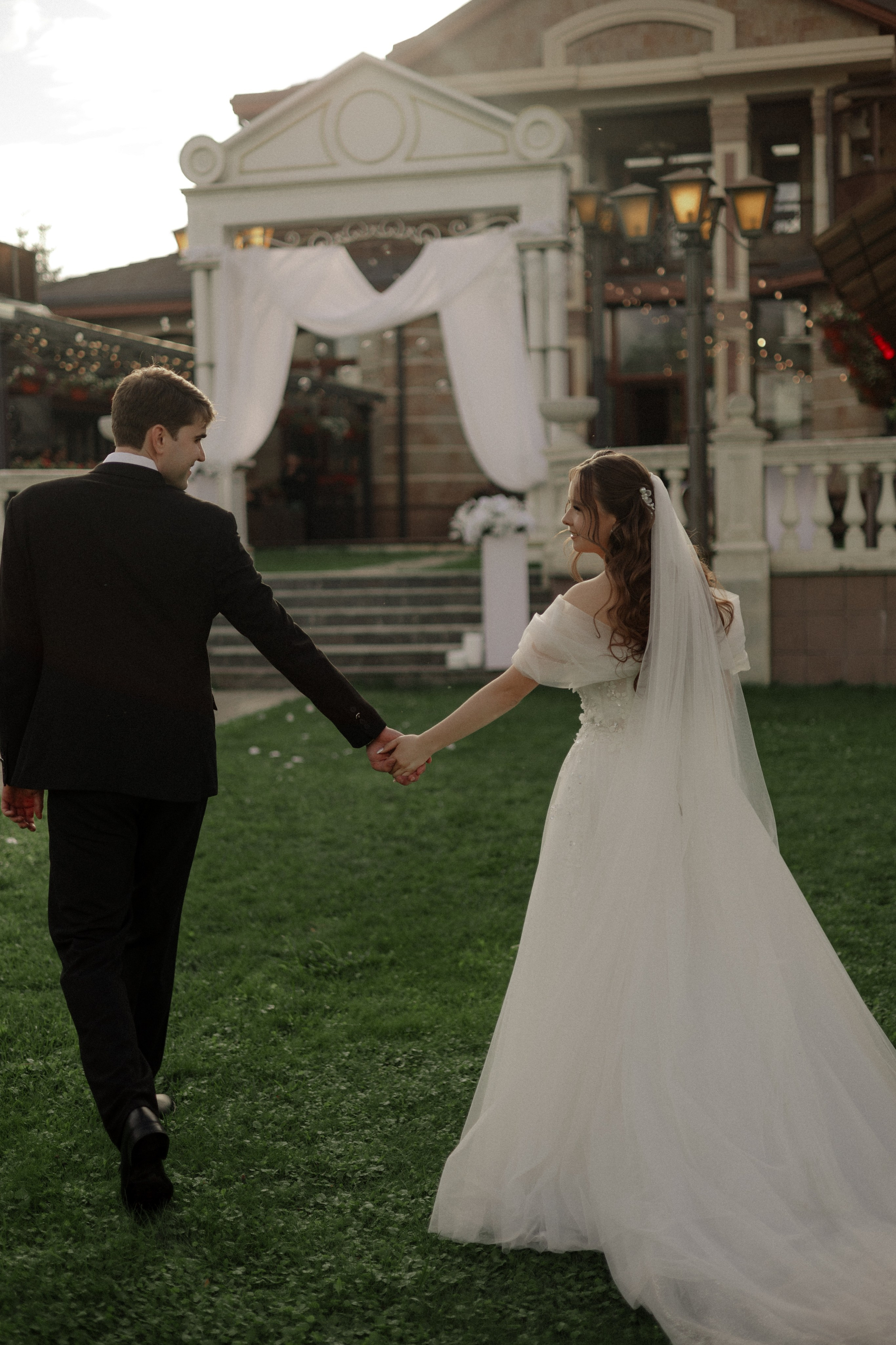 Аля и Паша. Свадьба в Пахра Парк. Свадебный и портретный фотограф в Москве Анастасия Масюк