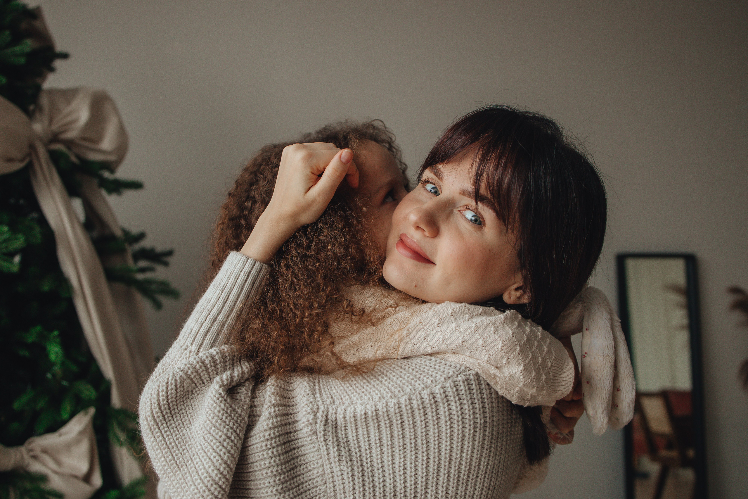 В ожидании сестренки перед Новым годом. Фотограф Новосибирск