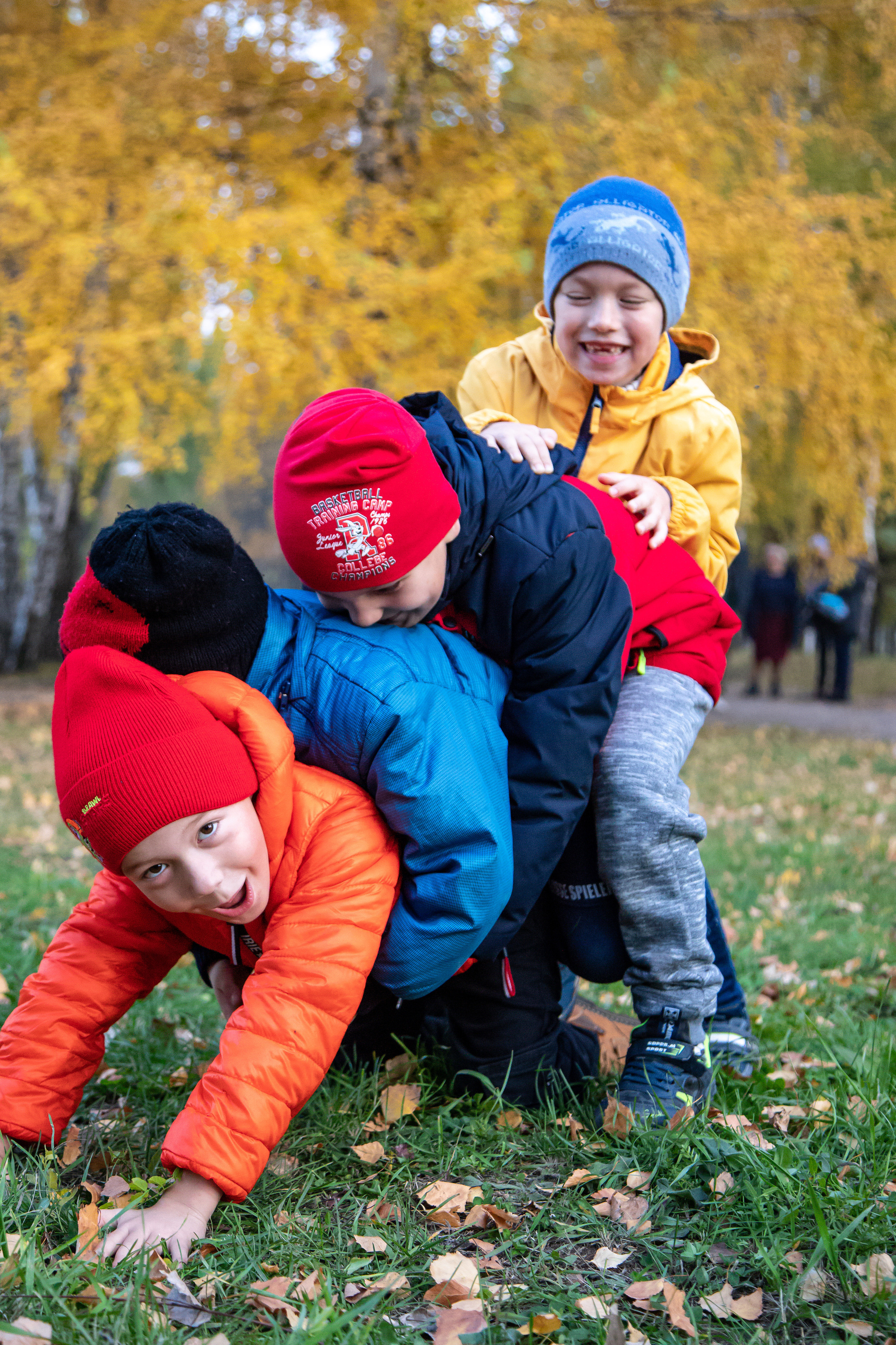 Выпускники д\с в г. Донецке. Выпускной альбом Шахты Ростов