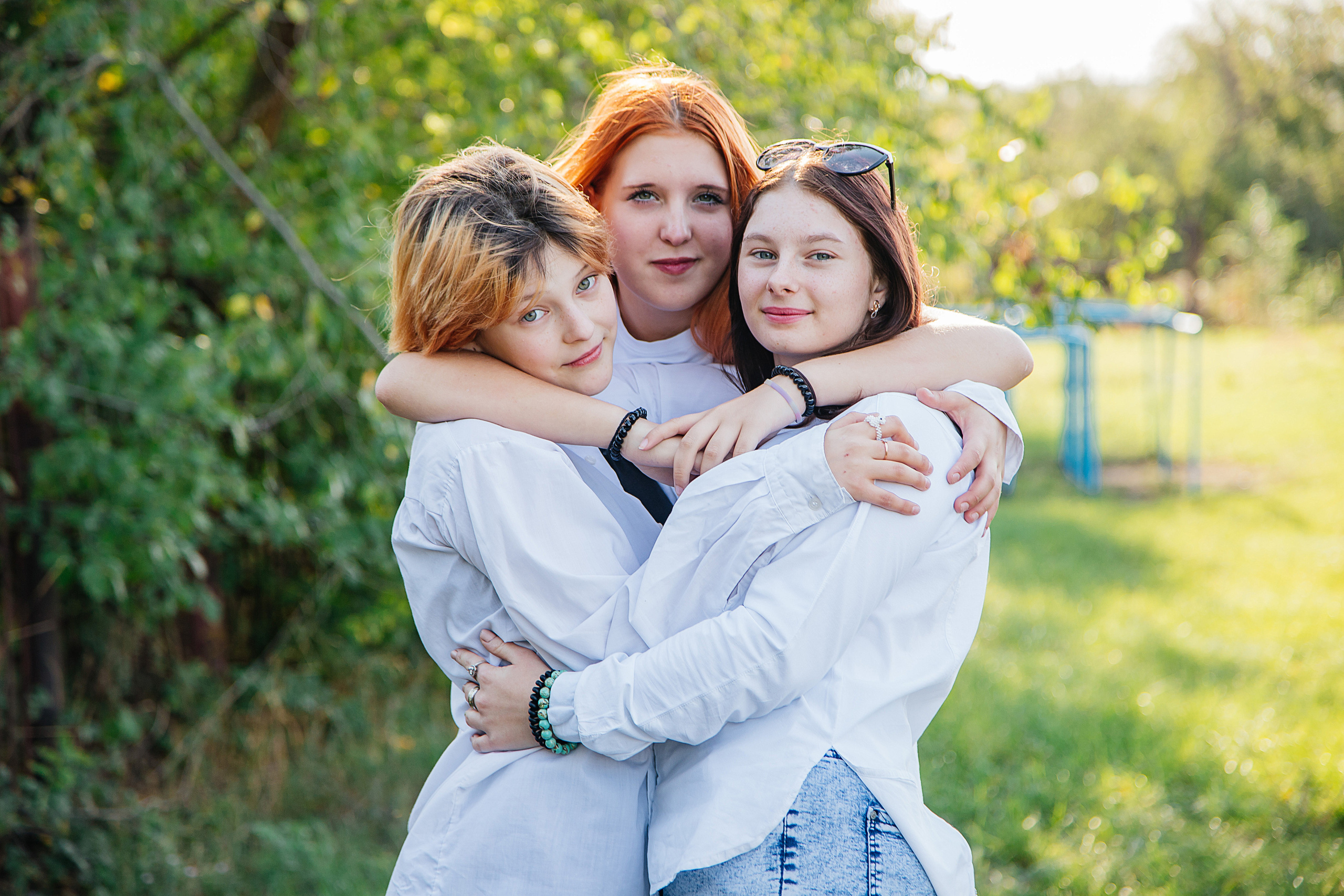 9-11 классы на улице. Выпускной альбом Шахты Ростов