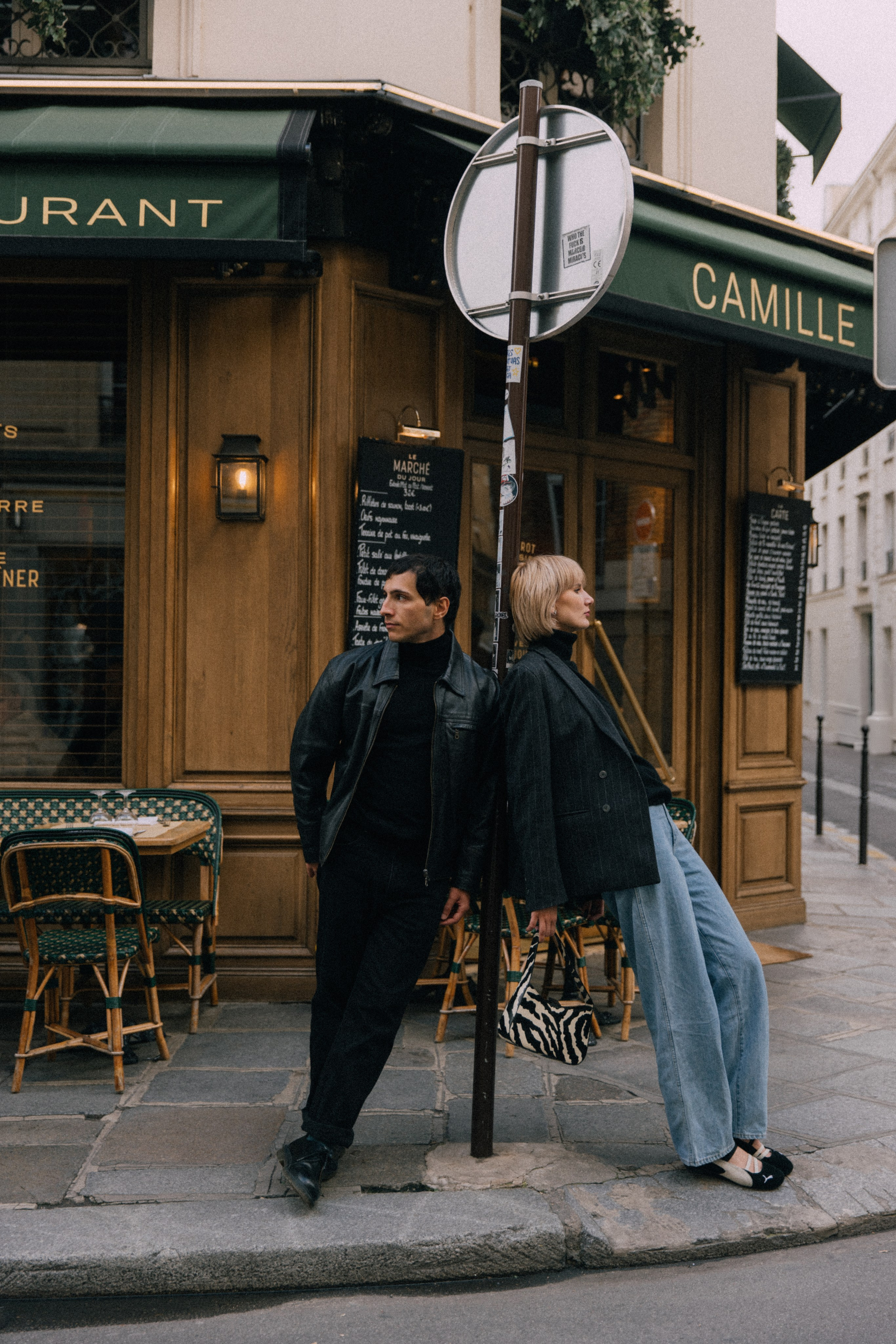 First love is something that lasts forever. Photographer in Paris