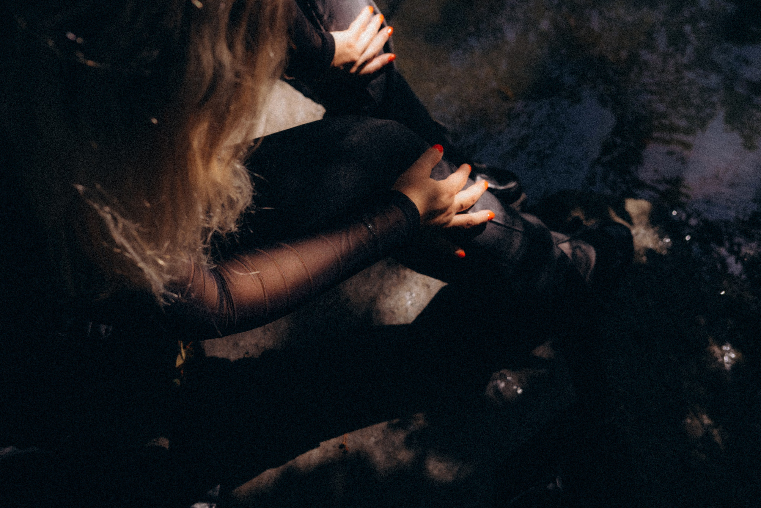 Фотосессия девушки в парке Екатеринбурга. Свадебный фотограф в Екатеринбурге — заказ профессиональной фотосесии, все виды фотосъемки