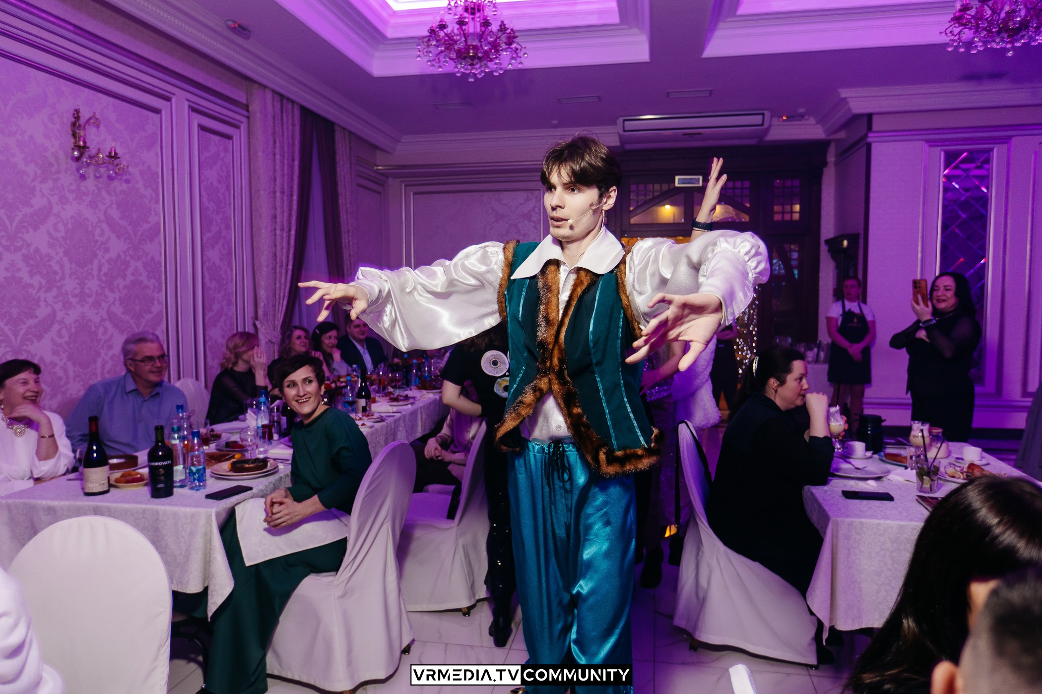 Мюзикл «12 Месяцев» в ресторане «Лазурный берег»