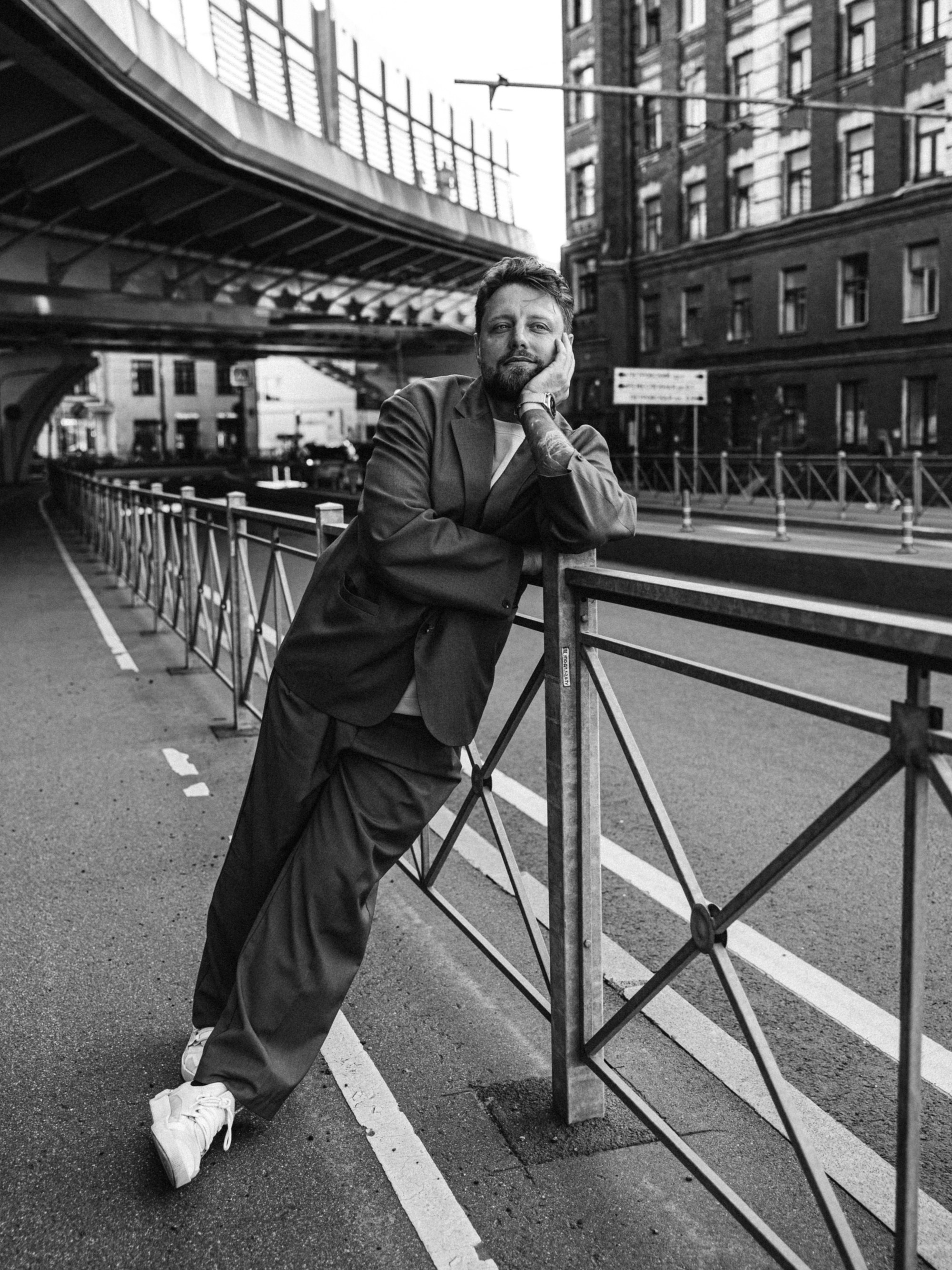 Антон в Петербурге. Костя Жуков — фотограф в Москве