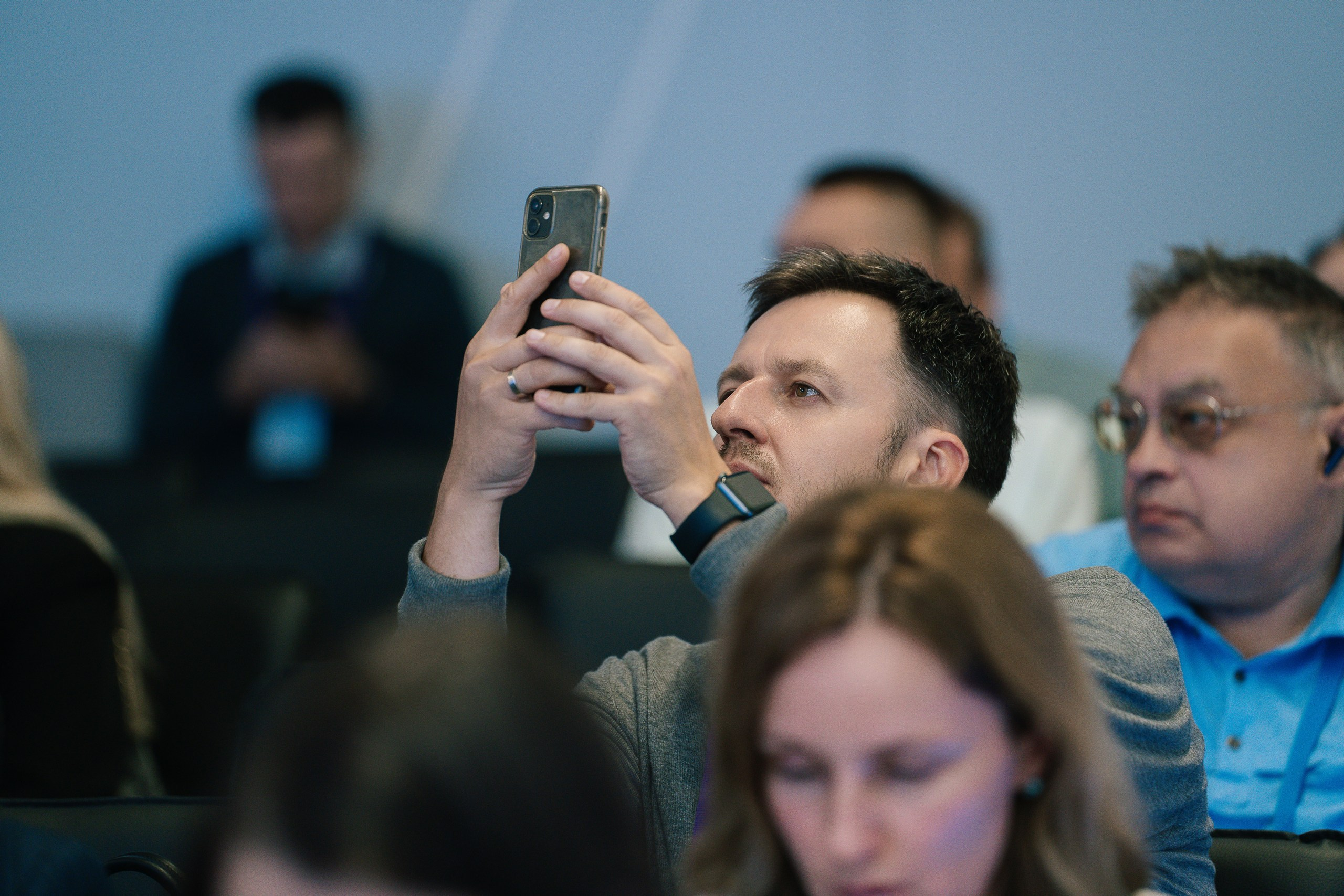 Репортажной фотосъемки на конференции на ВДНХ павильон Умный город