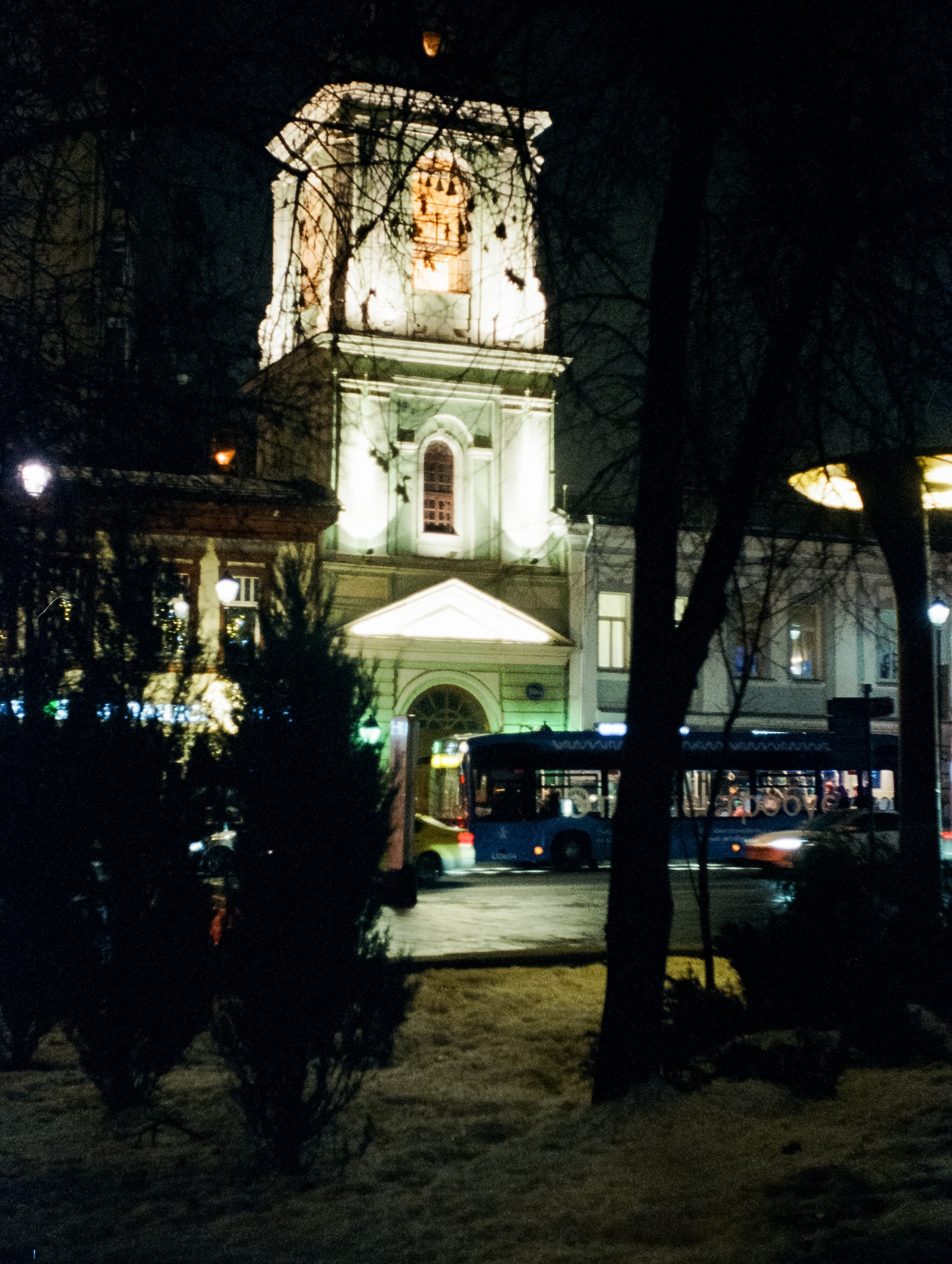 Zeiss Ikon Contessa — Zeiss-Opton Tessar T 45 mm f/2.8 / Wonder 500T (Kodak Vision 3 500T) @ISO 800