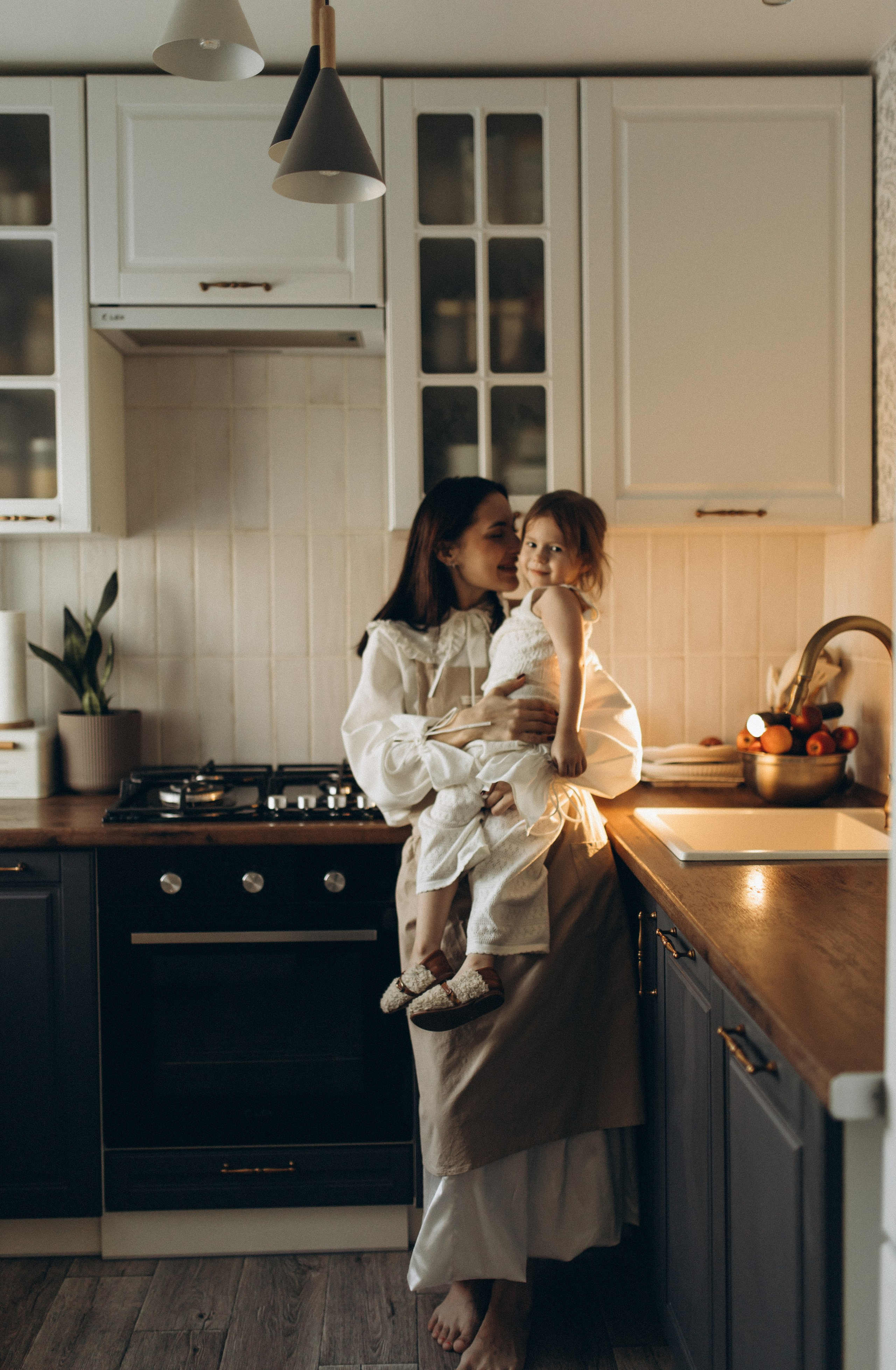 Домашняя истории о материнской любви! Виктория и Сияна. Услуги