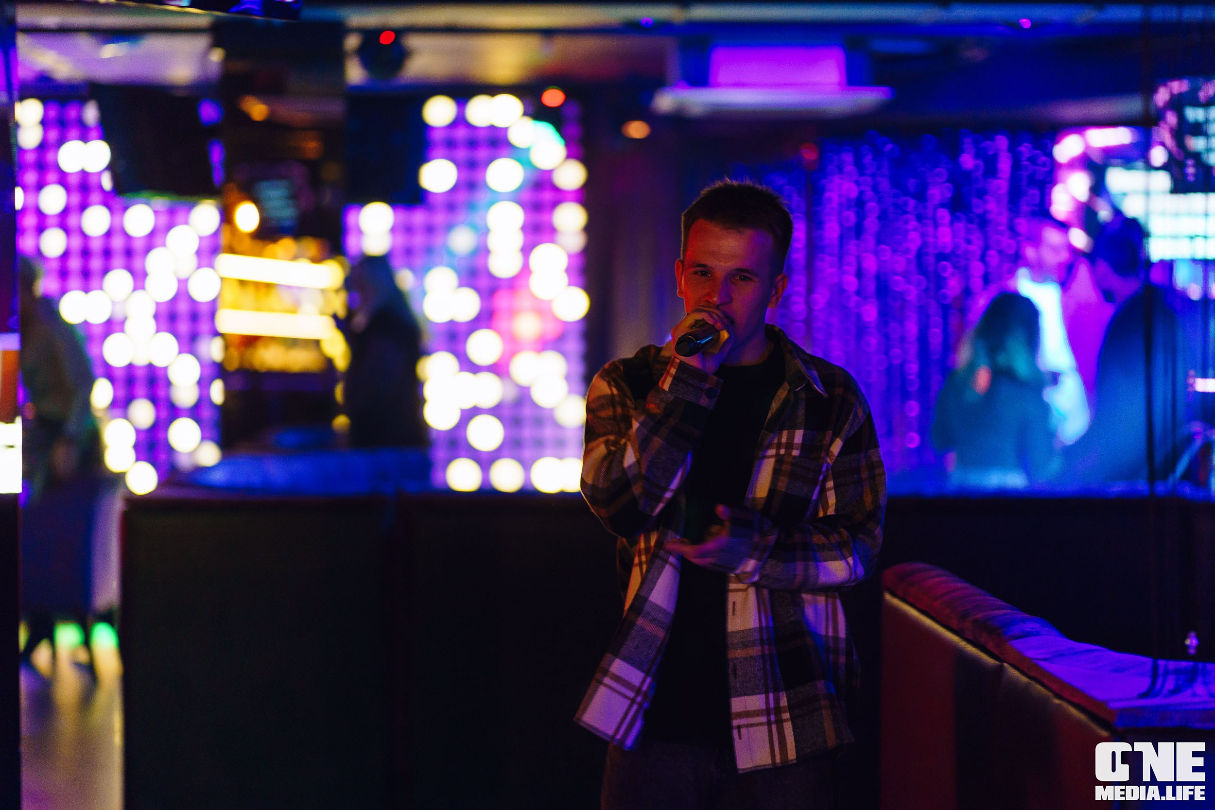 Фоторепортаж из караоке-клубе Эйфория. One Media Life: фоторепортажи, фотоотчеты с мероприятий и заведений