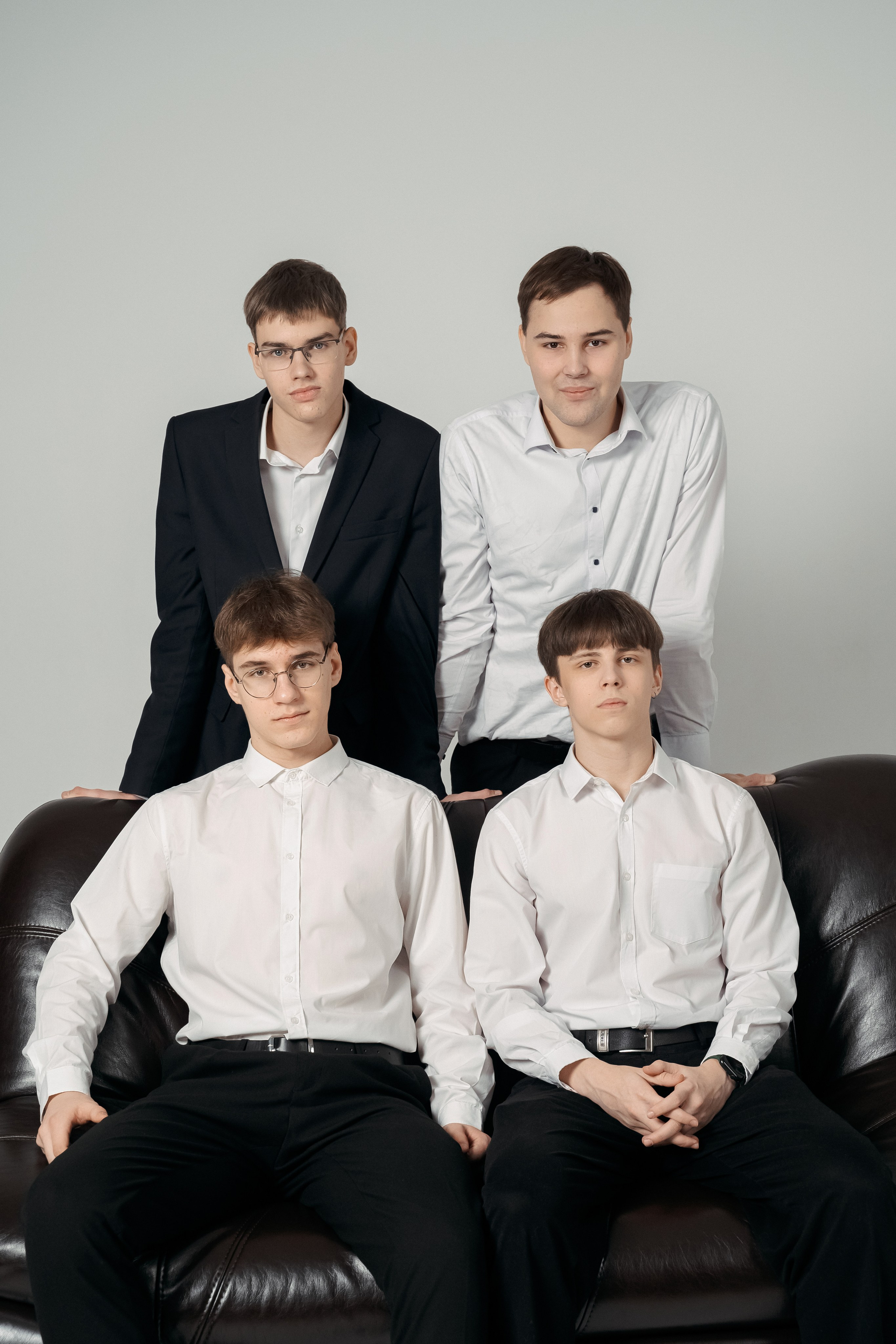 ВЫПУСКНИКИ 11 КЛАСС. МАРГАРИТА КУДРЯШОВА СВАДЕБНЫЙ И СЕМЕЙНЫЙ ФОТОГРАФ ТВЕРЬ МОСКВА