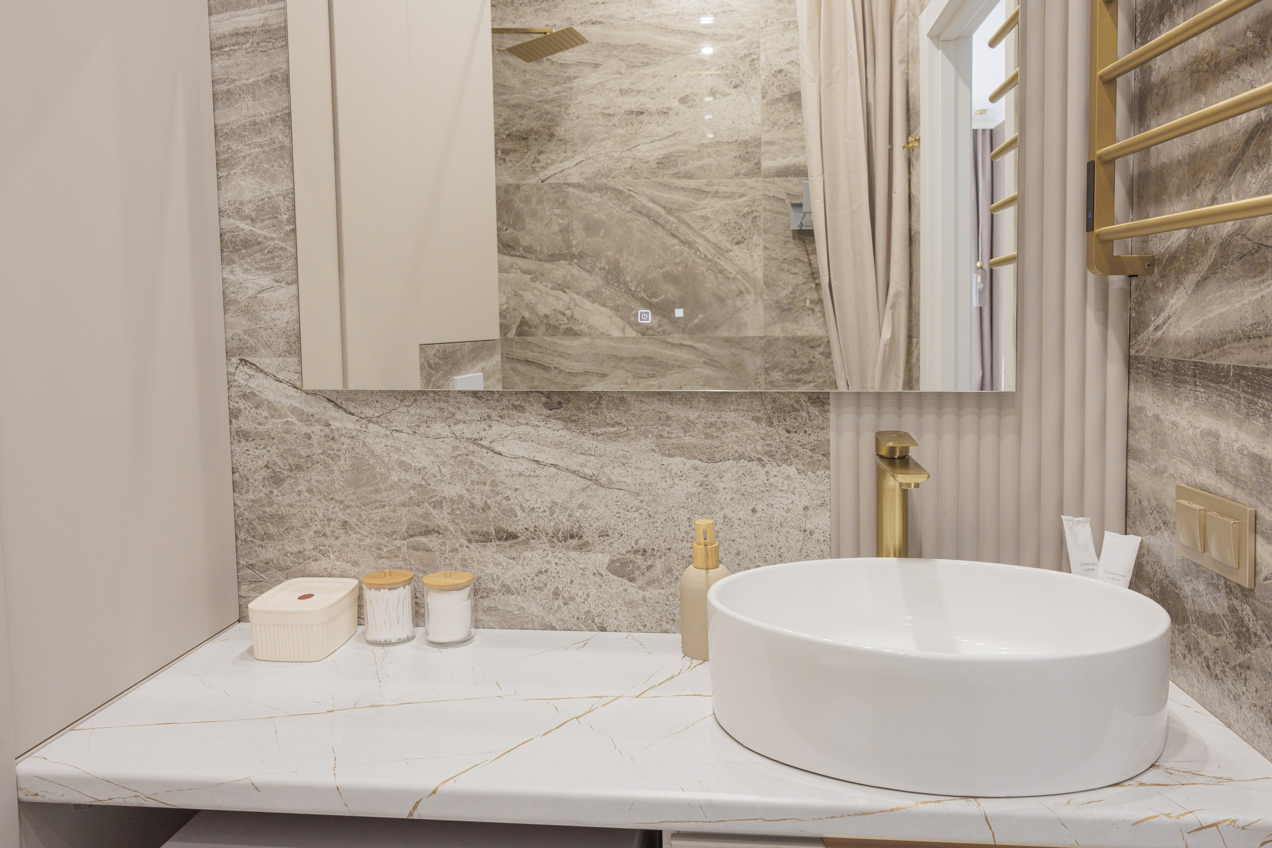 Квартра ул. Бограда, 103. Фотограф в Красноярске Евдокимова Анастасия