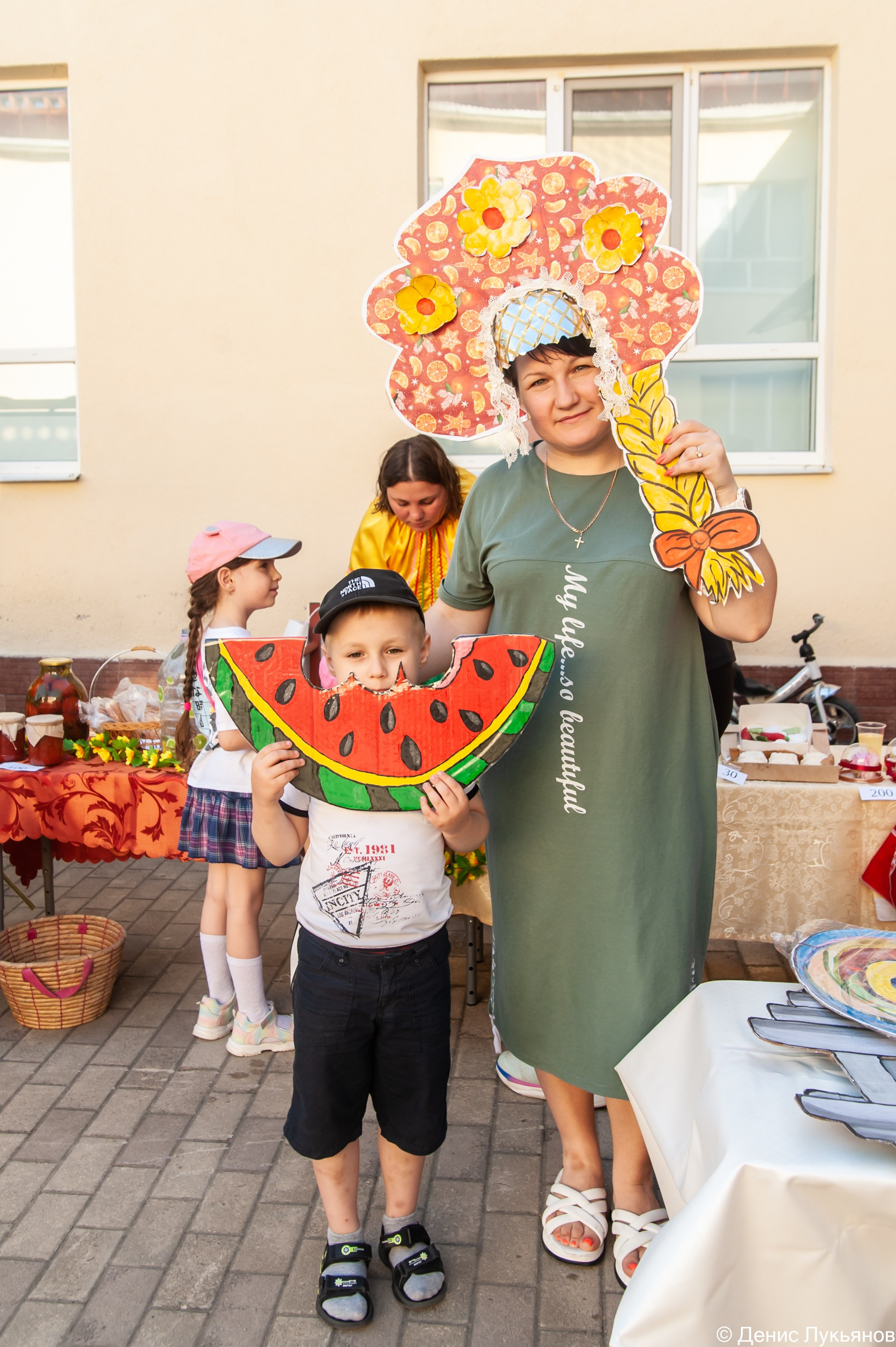 Ярмарка. Свадебный и семейный фотограф Денис Лукьянов в Краснодаре, Краснодарском крае и Республике Крым
