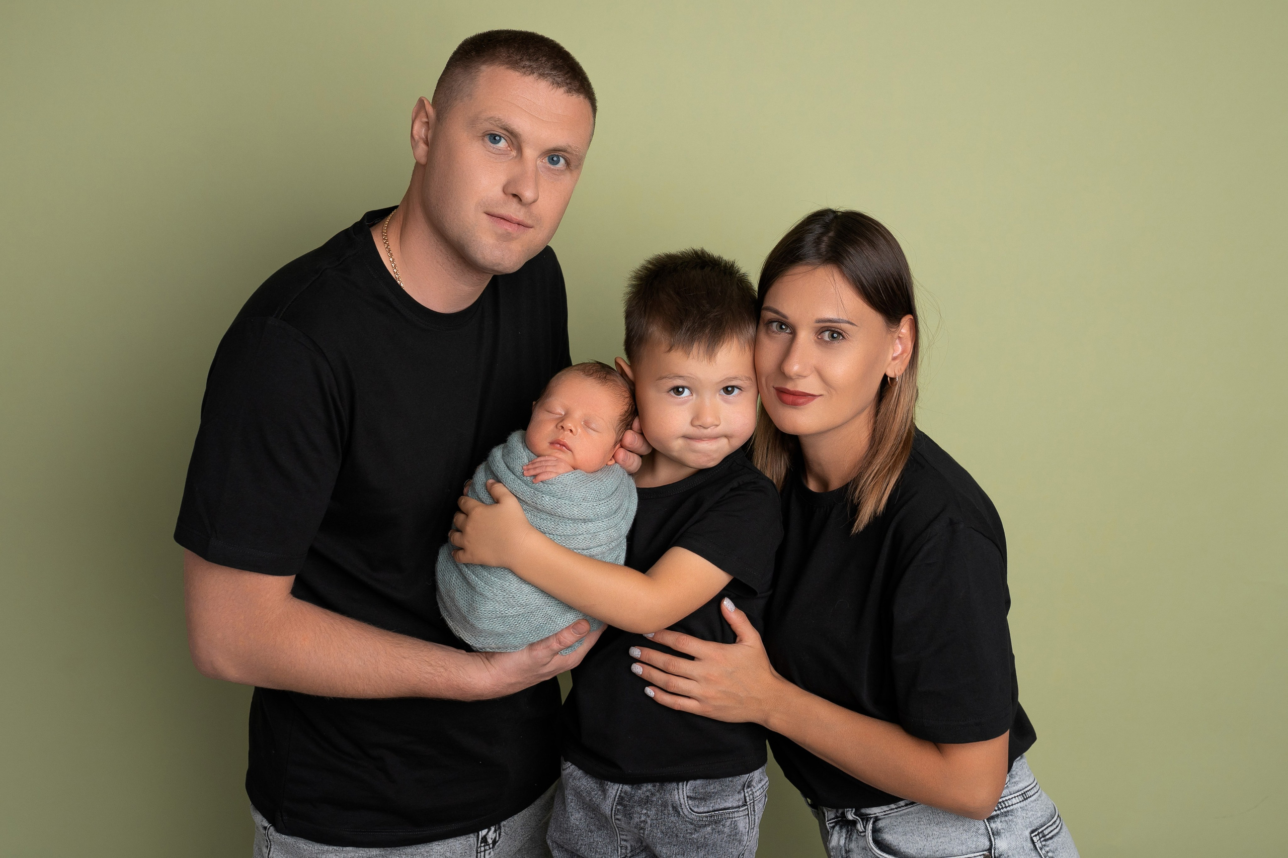 Фотосессия новорожденных в Рязани. Фотограф новорожденных г. Рязань, детский и семейный фотограф