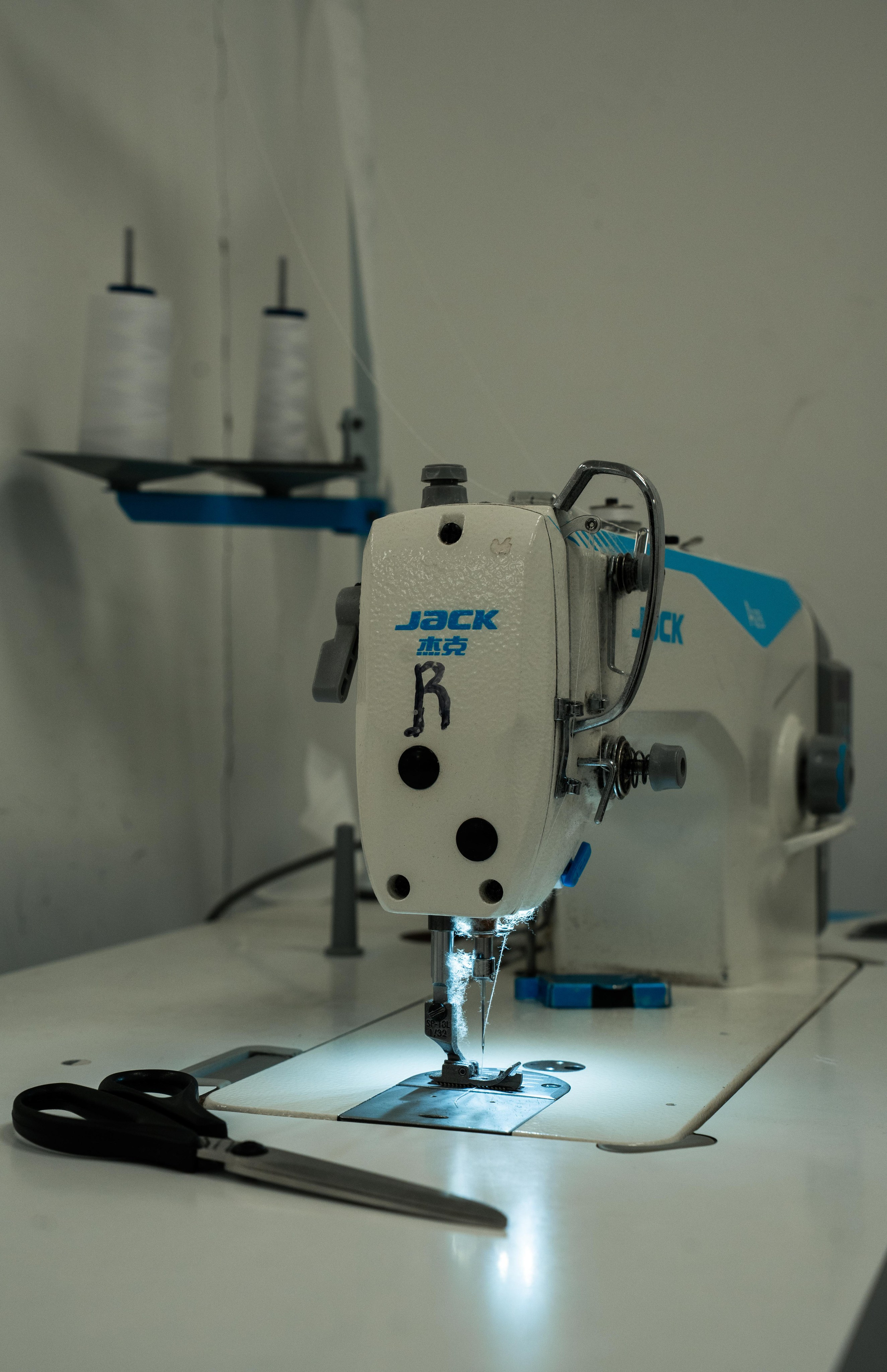 Производство 01.04.2026. Коммерческий и художественный фотограф и видеограф в Москве Арсений Тургенев