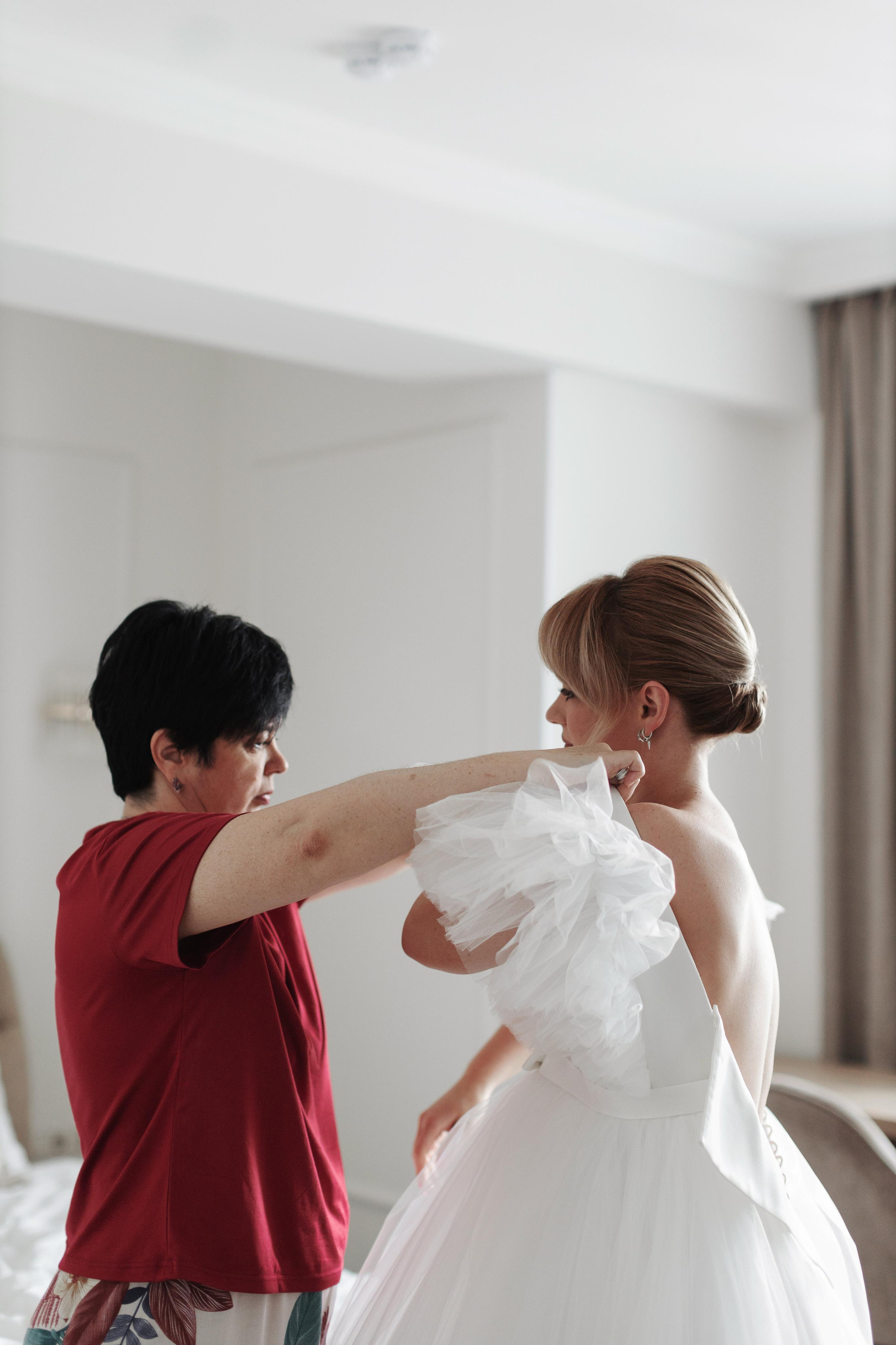 Фотосессия утро невесты и жениха. Свадебный фотограф Москва Анастасия Храмова