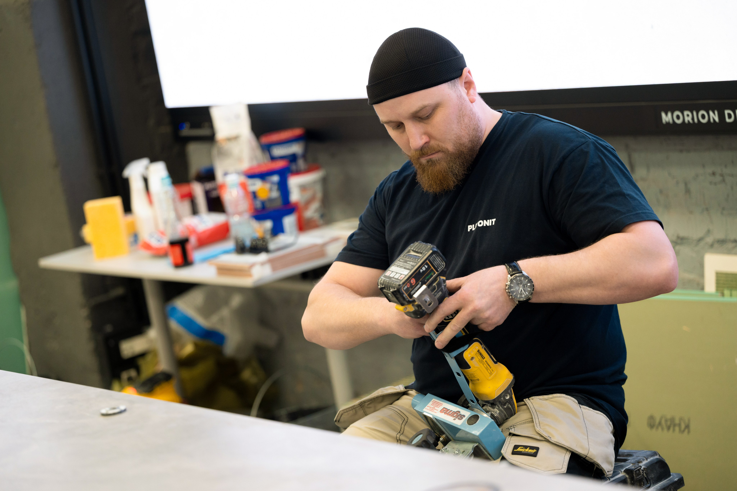 Форум от компании строительных материалов «Plitonit». Репортажный фотограф