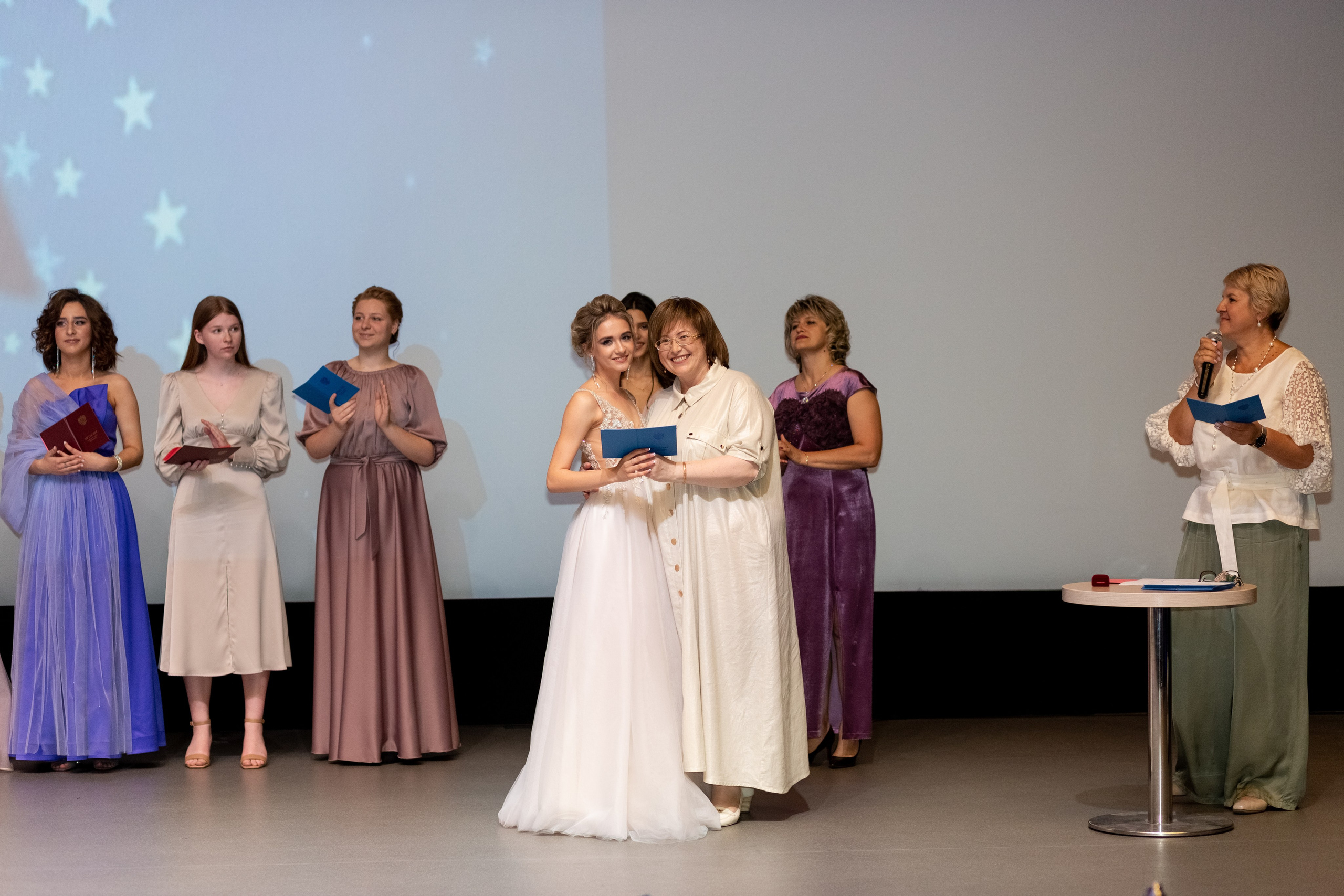 Выпускной. Выпускные альбомы Воронеж от Веры Соколовой